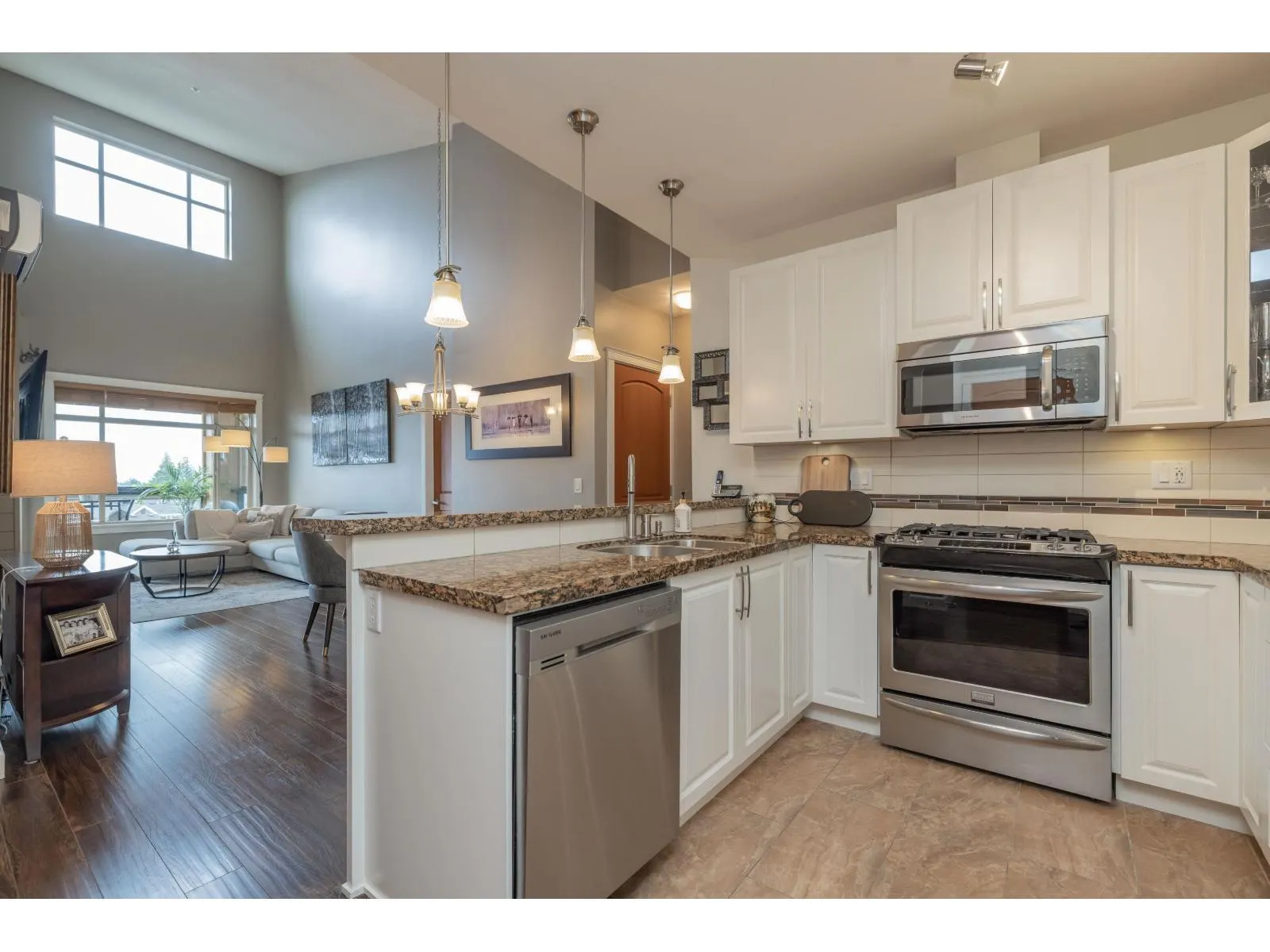634 8067 207 STREET