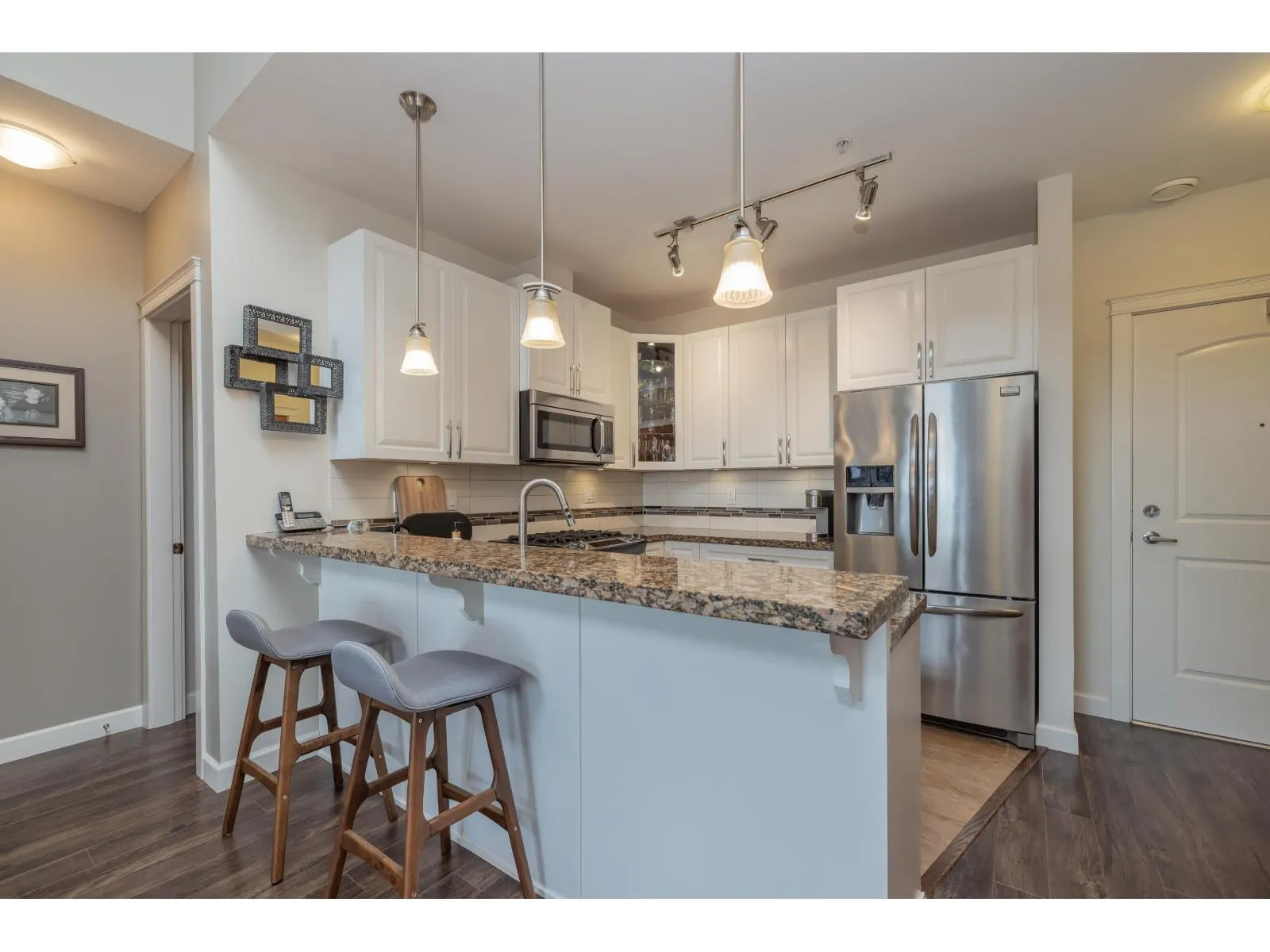 634 8067 207 STREET