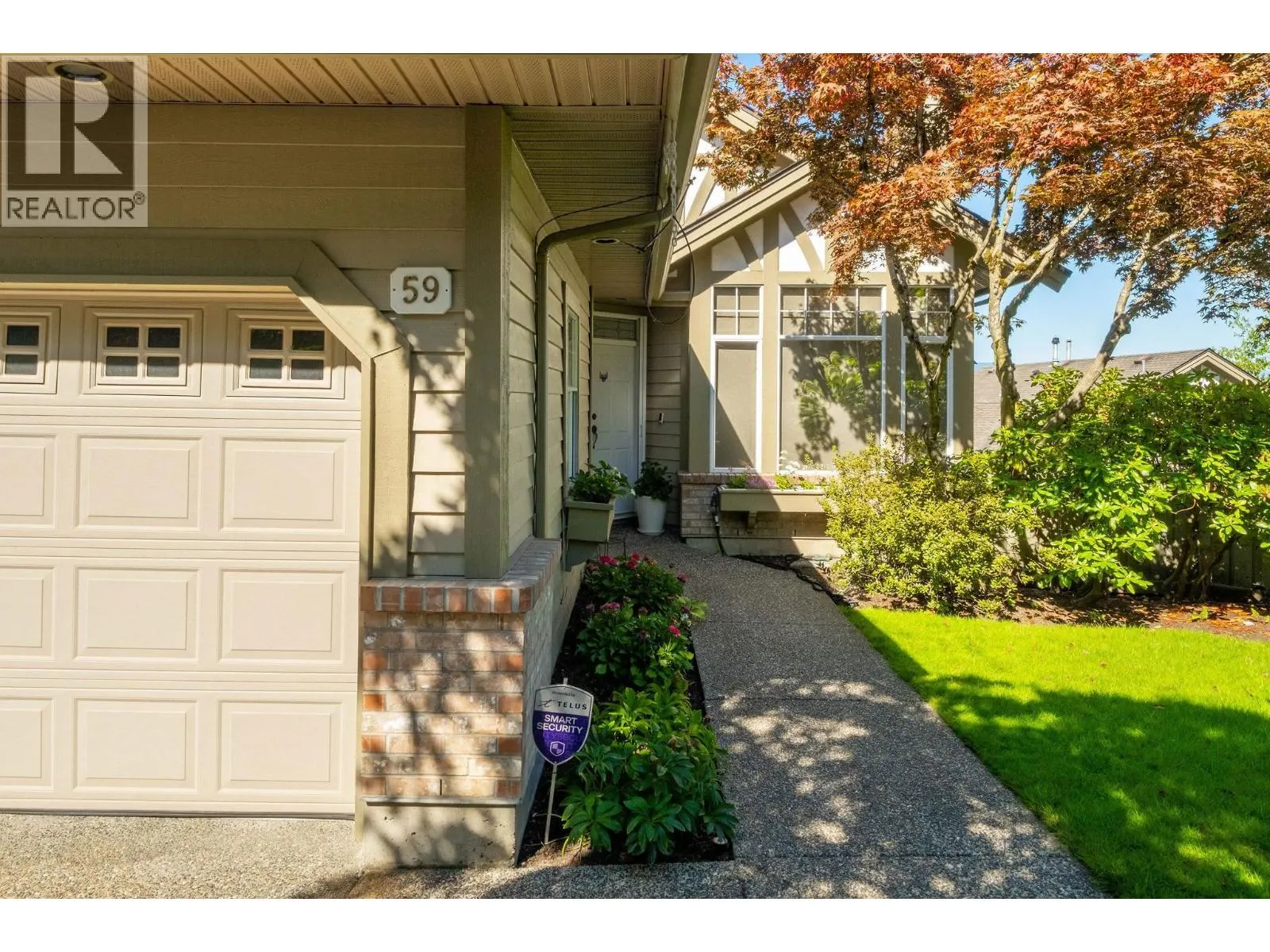 59 5221 OAKMOUNT CRESCENT
