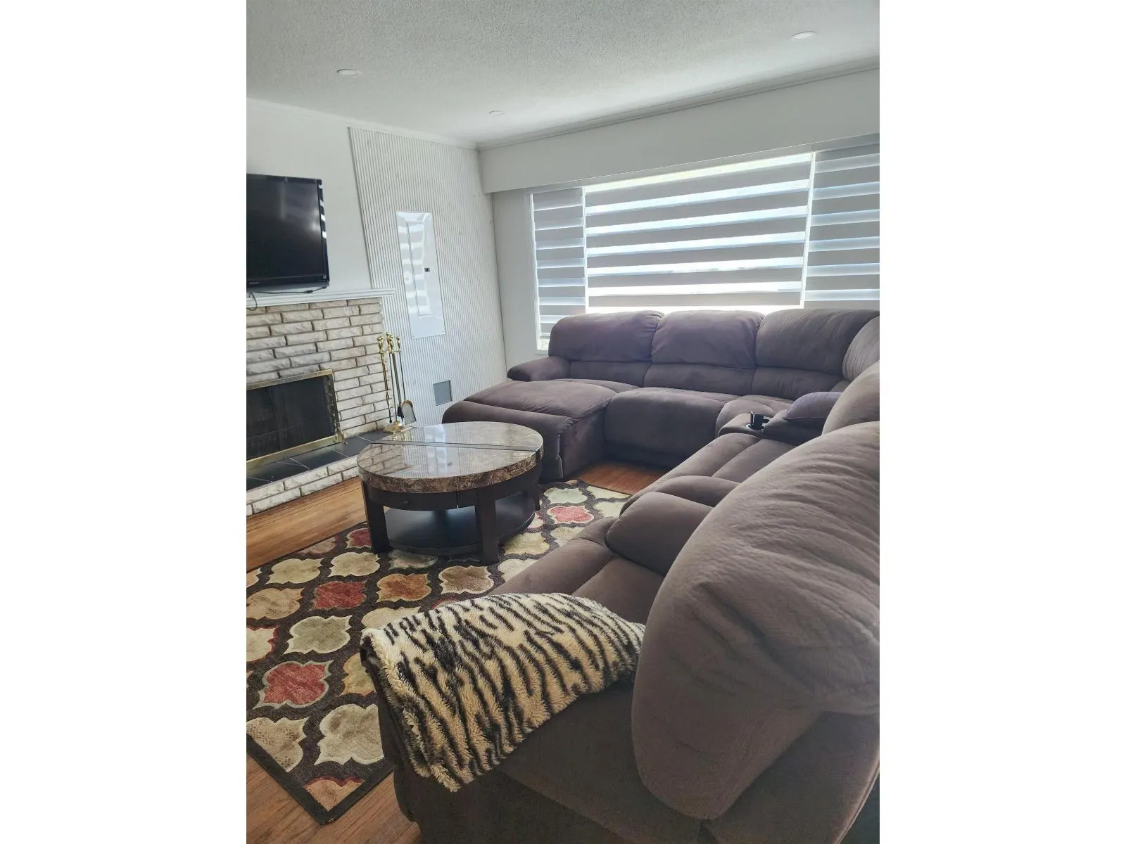 UPPER LEVEL 7319 YORK CRESCENT