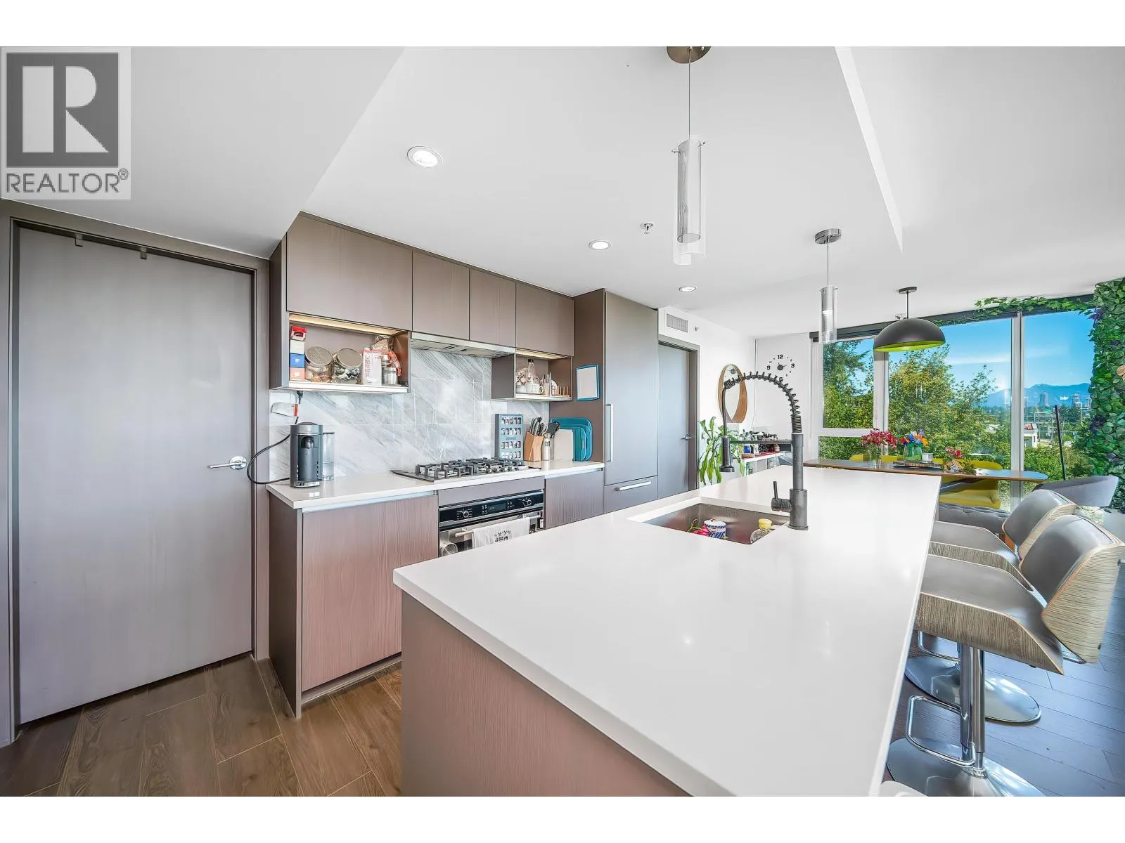 721 8988 PATTERSON ROAD