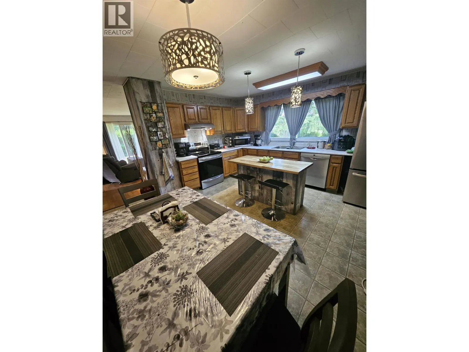 2501 DURRELL ROAD