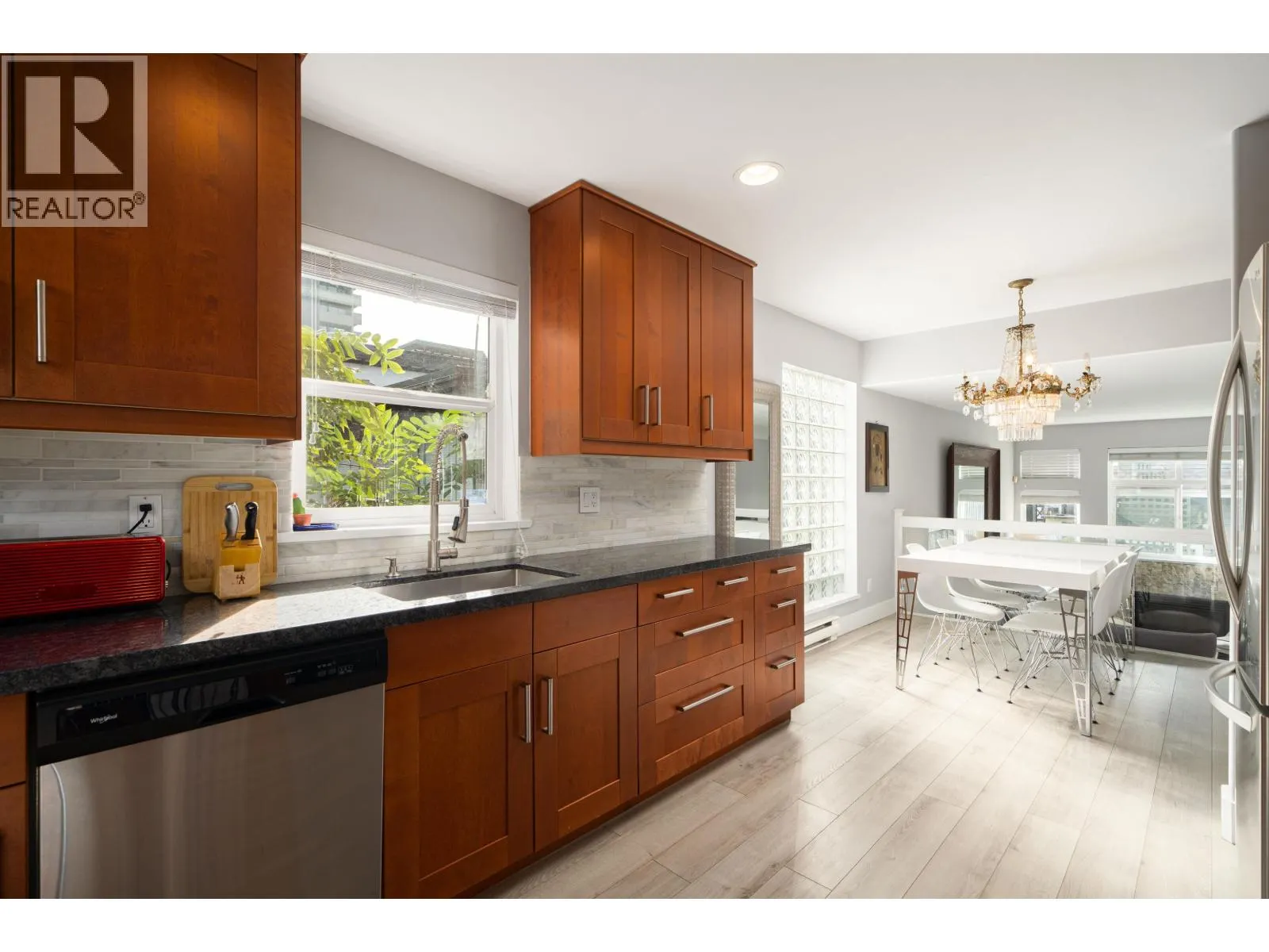D 136 W 4TH STREET