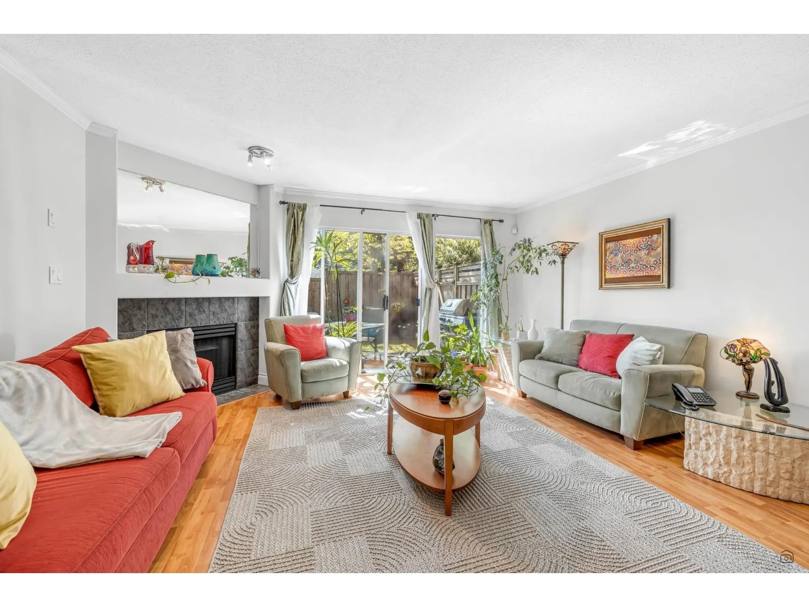 21 1828 LILAC DRIVE