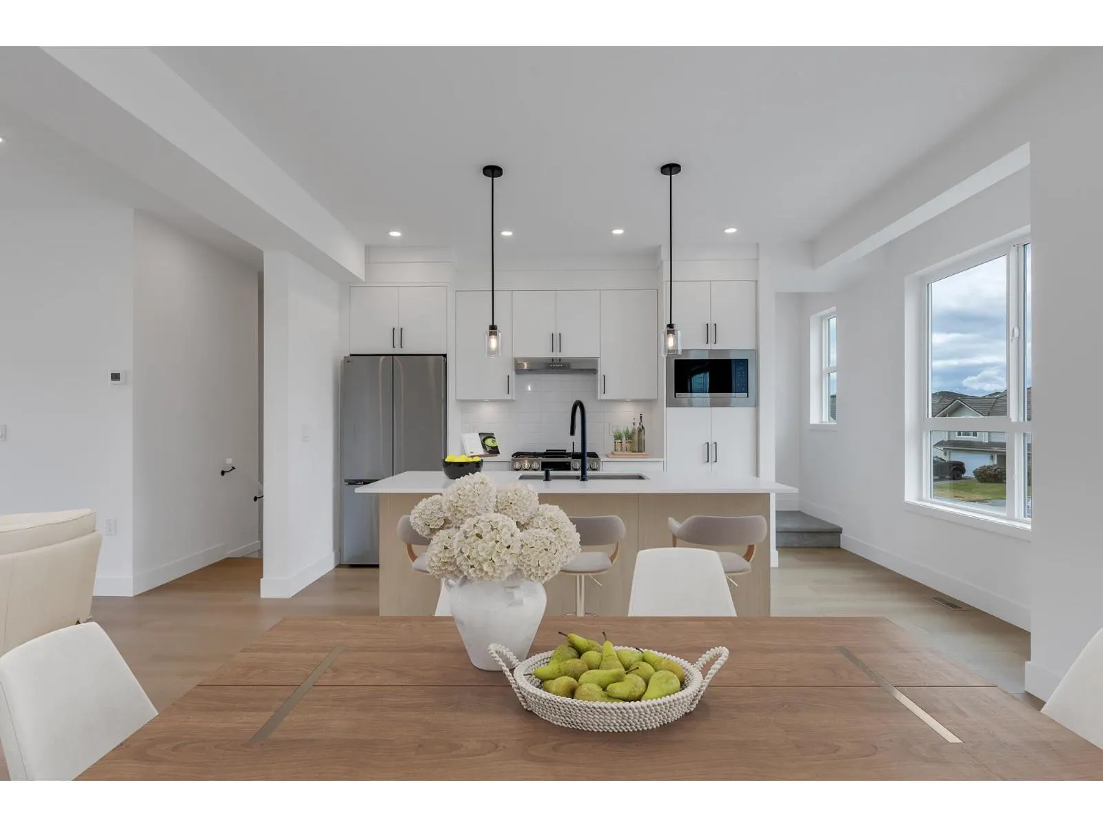 2 30501 ROBIN DRIVE