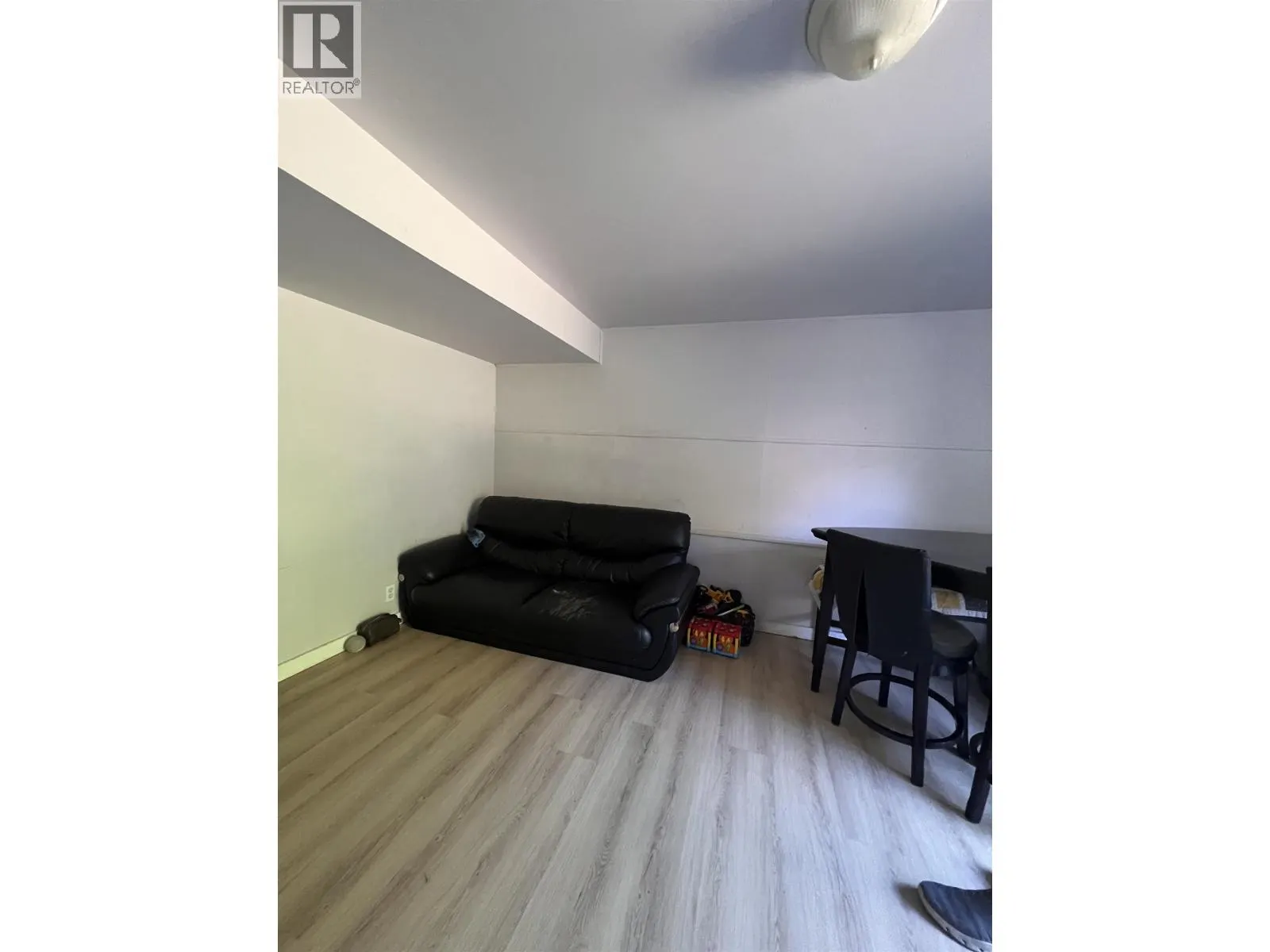 7566 KRAFT PLACE