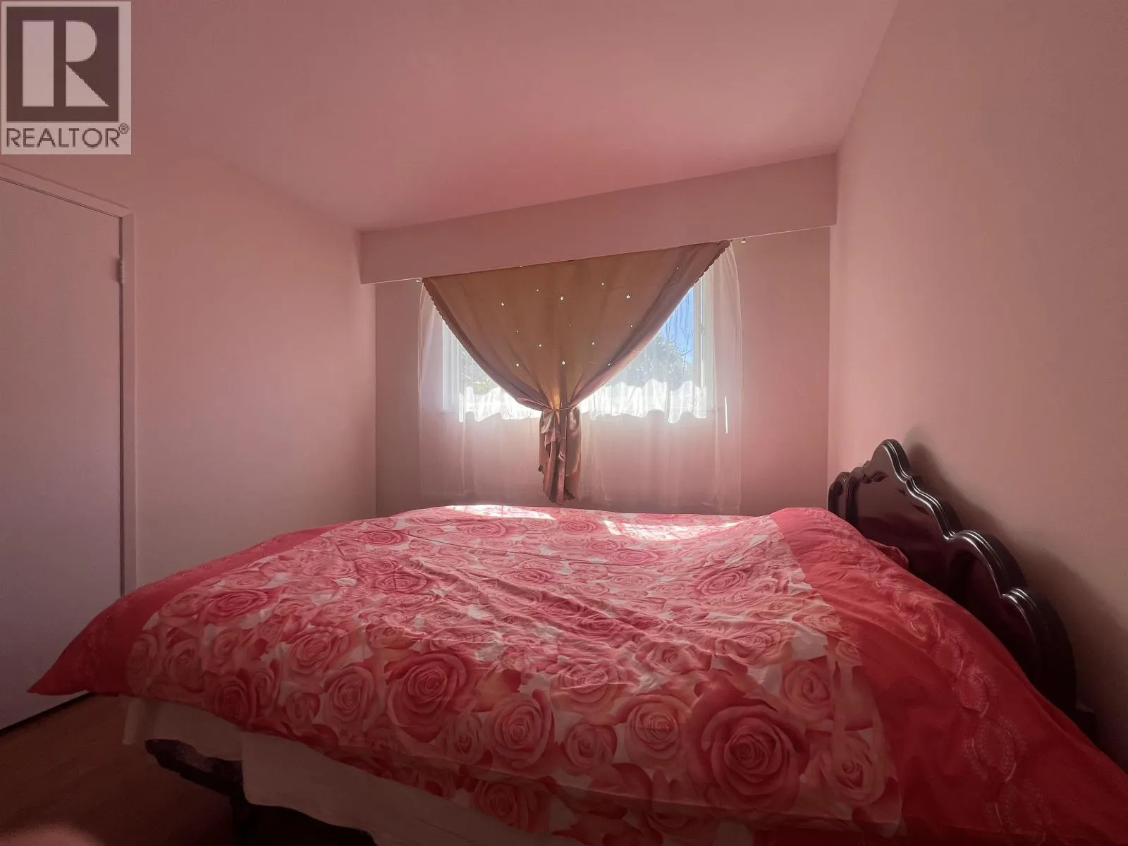 7566 KRAFT PLACE