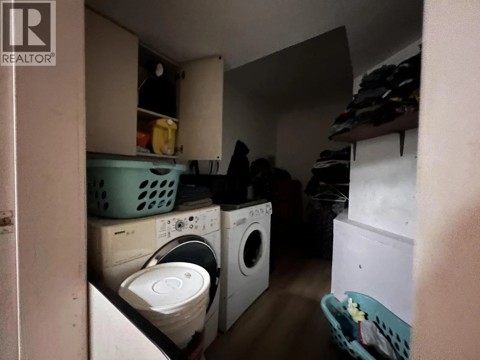 7566 KRAFT PLACE