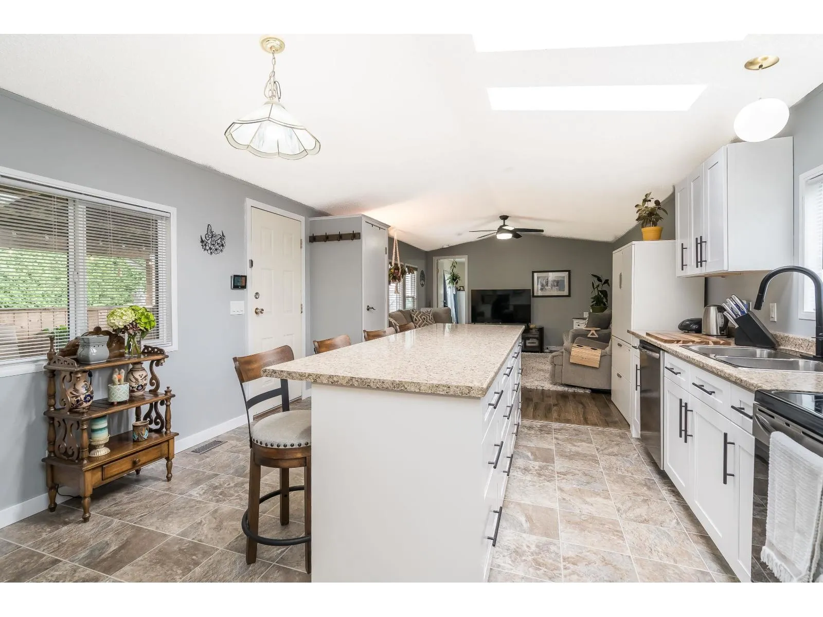 56 5742 UNSWORTH ROAD|Sardis South