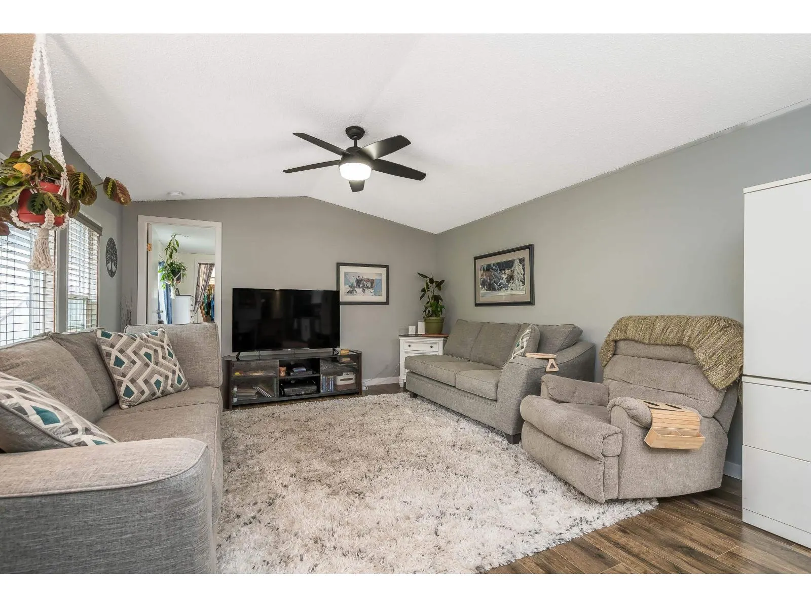 56 5742 UNSWORTH ROAD|Sardis South