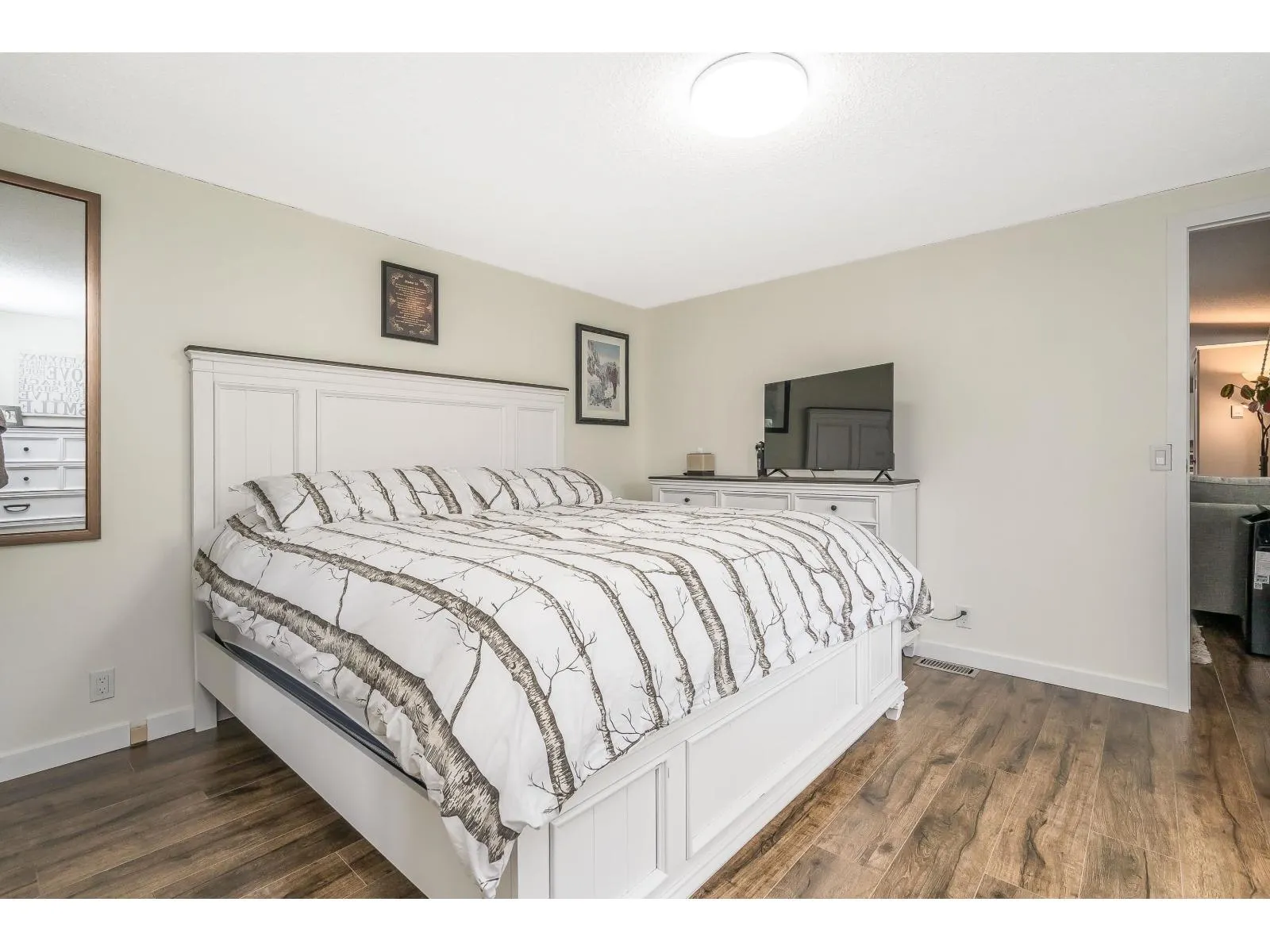 56 5742 UNSWORTH ROAD|Sardis South