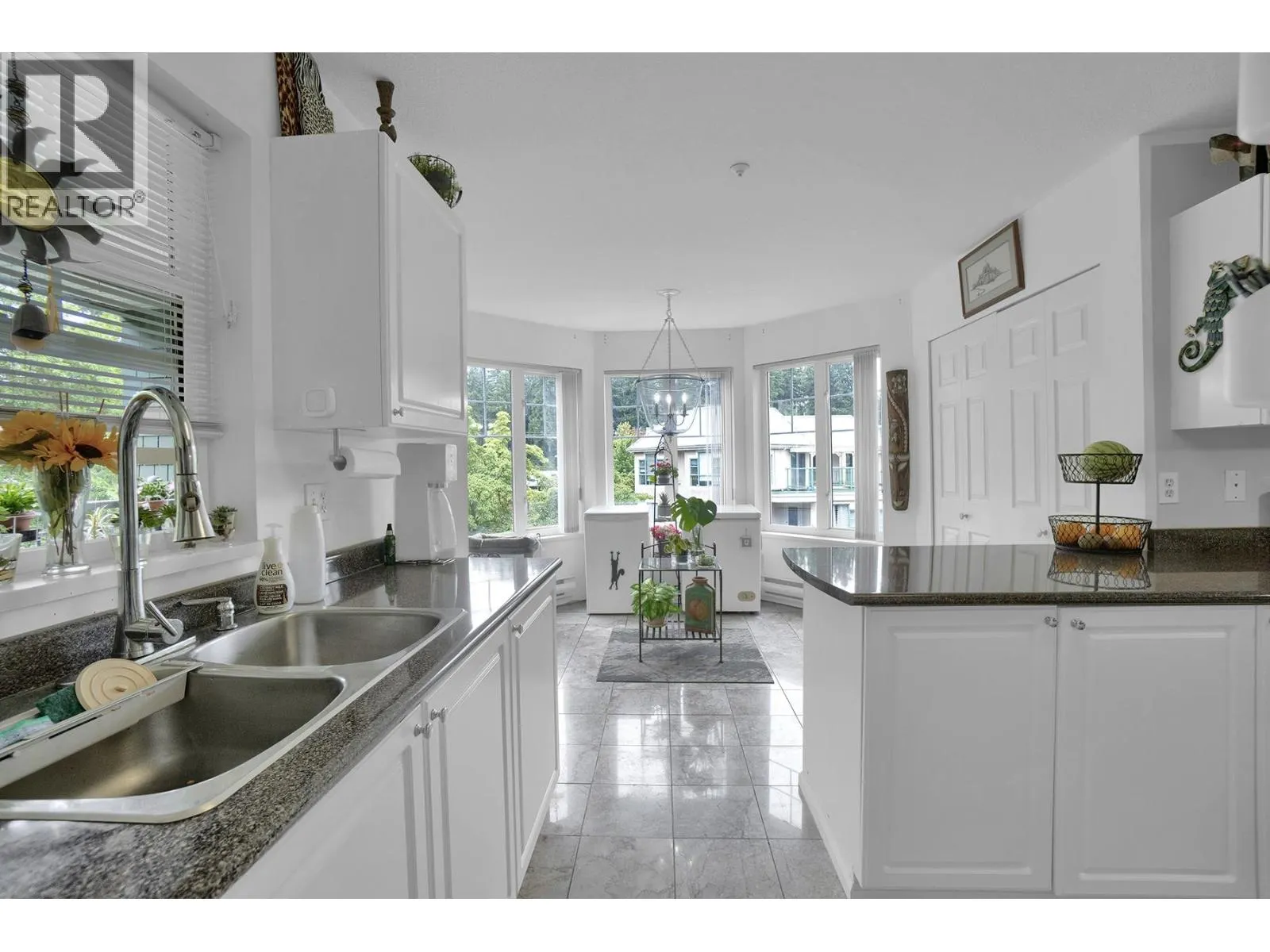 313 3085 PRIMROSE LANE
