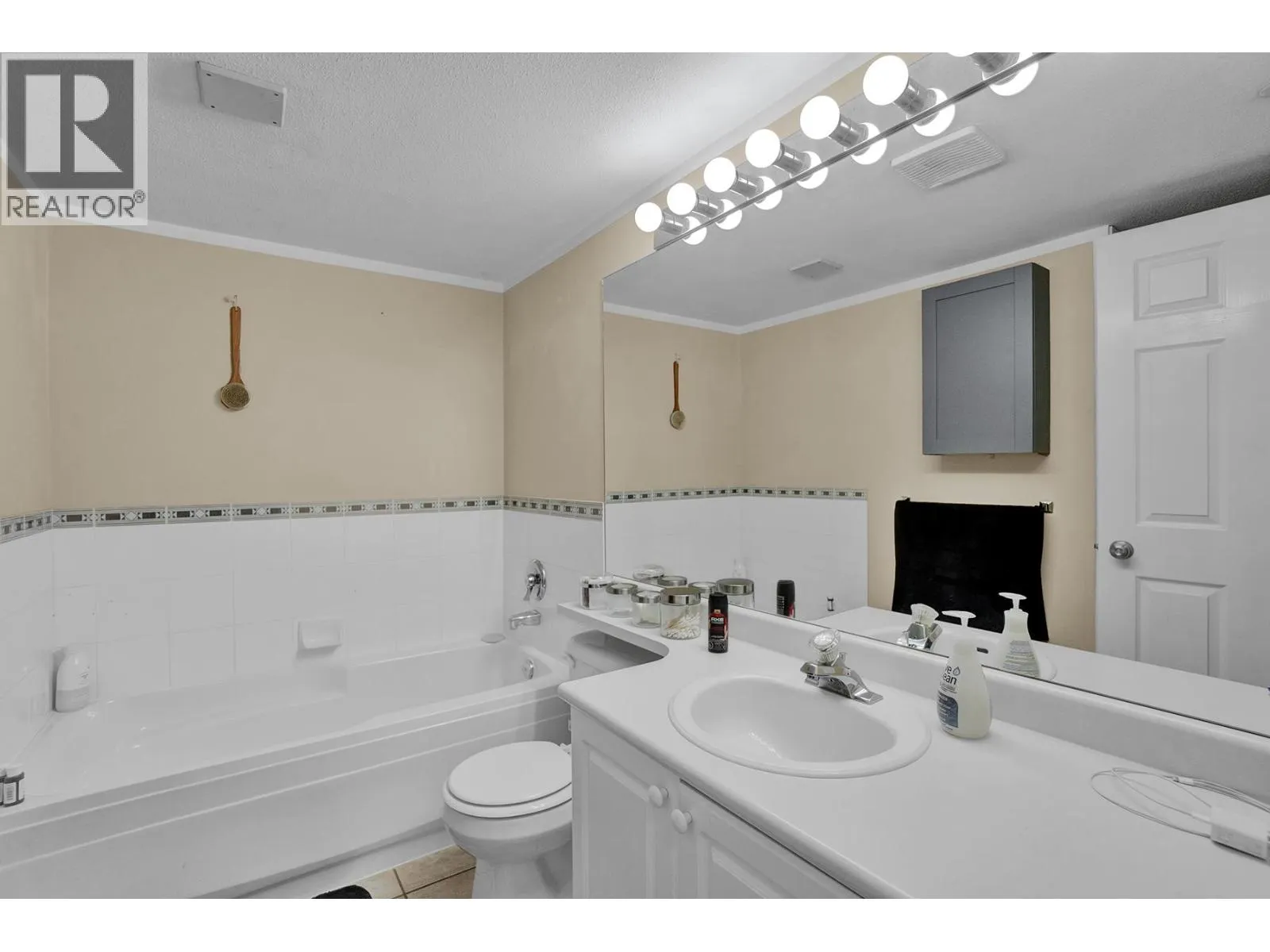 313 3085 PRIMROSE LANE