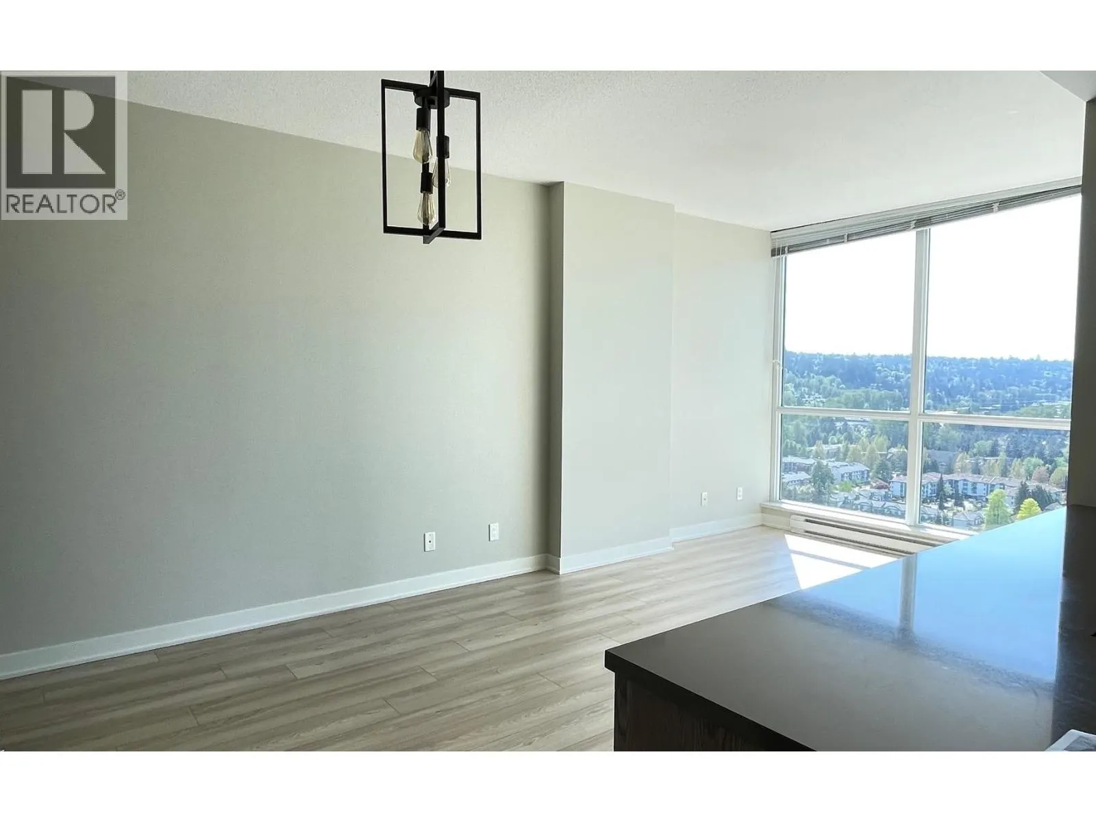2808 2975 ATLANTIC AVENUE
