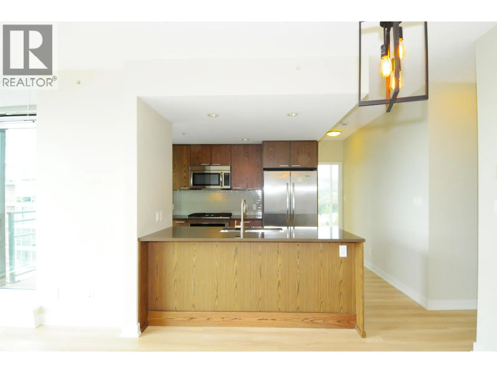 2808 2975 ATLANTIC AVENUE