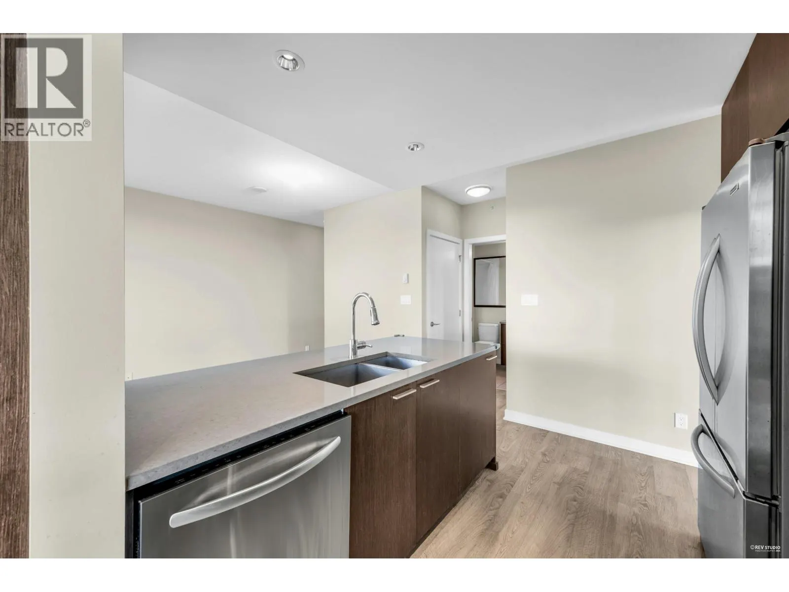 2307 2975 ATLANTIC AVENUE