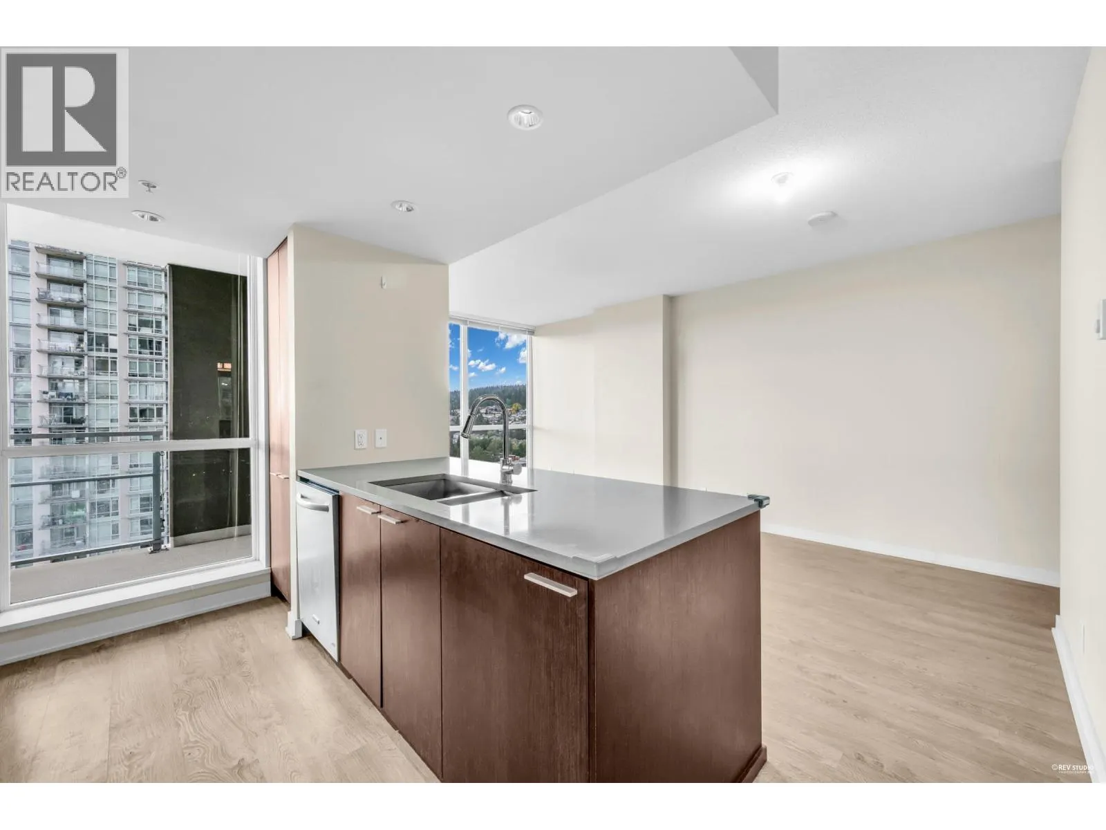 2307 2975 ATLANTIC AVENUE