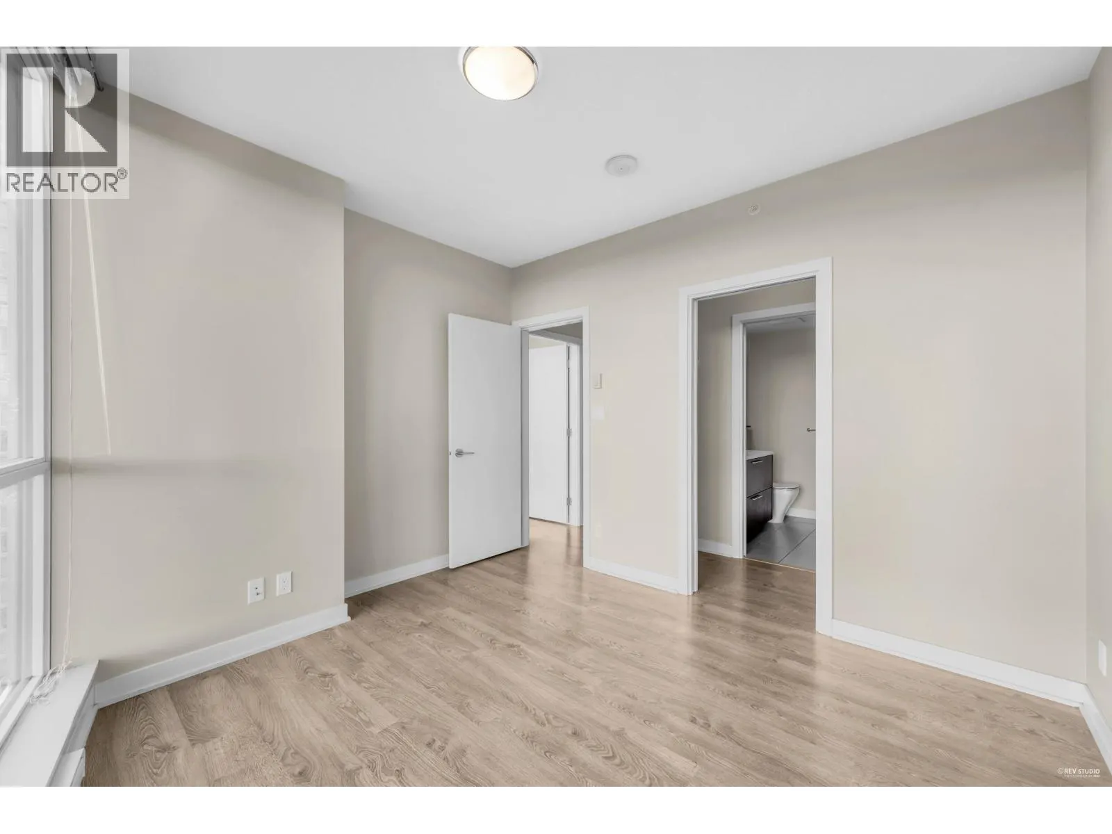2307 2975 ATLANTIC AVENUE