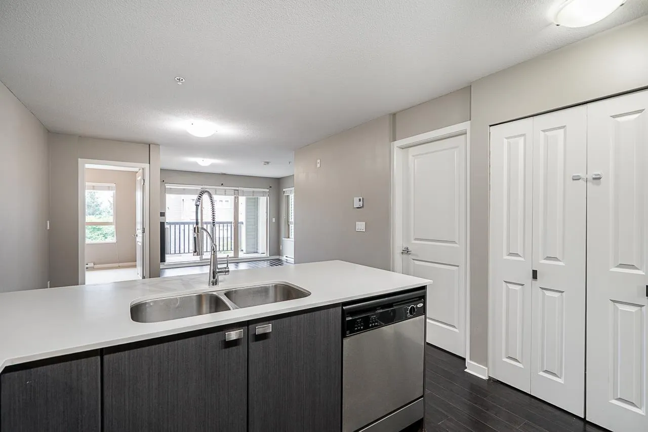 312 21009 56 AVENUE