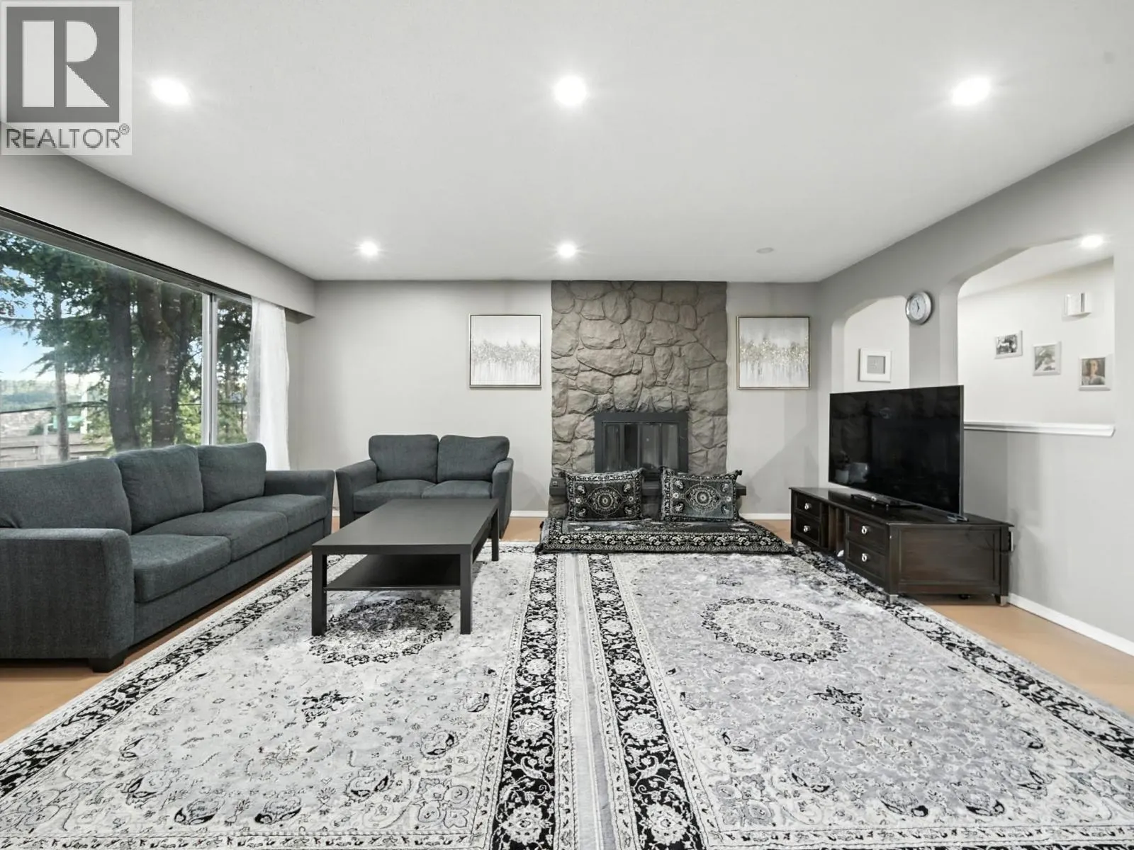 83 WARRICK STREET