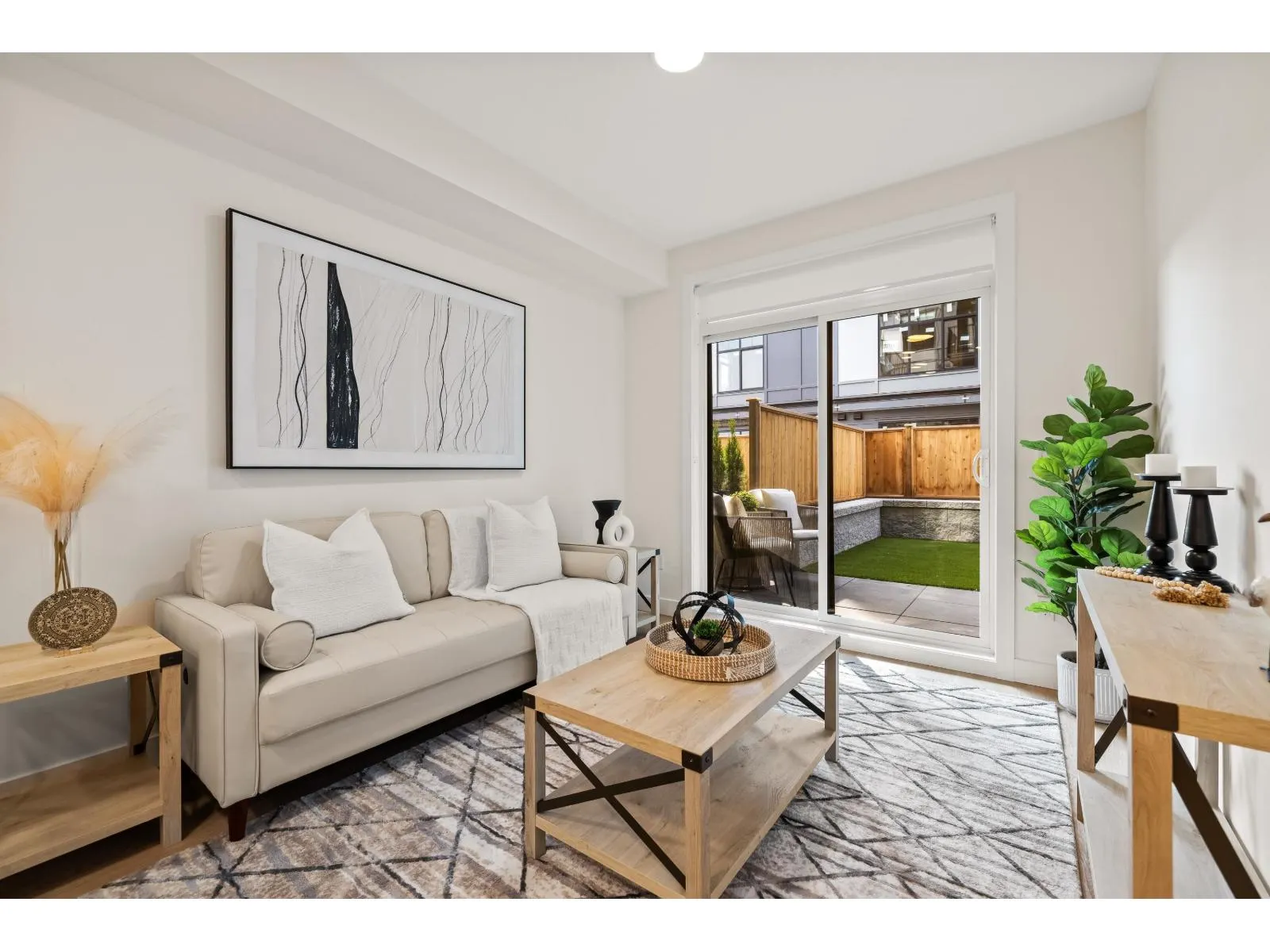 308 33816 SOUTH FRASER WAY
