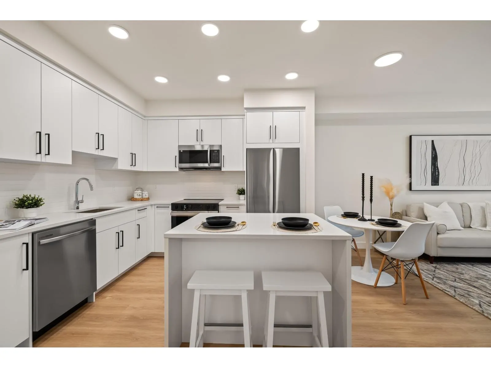 308 33816 SOUTH FRASER WAY