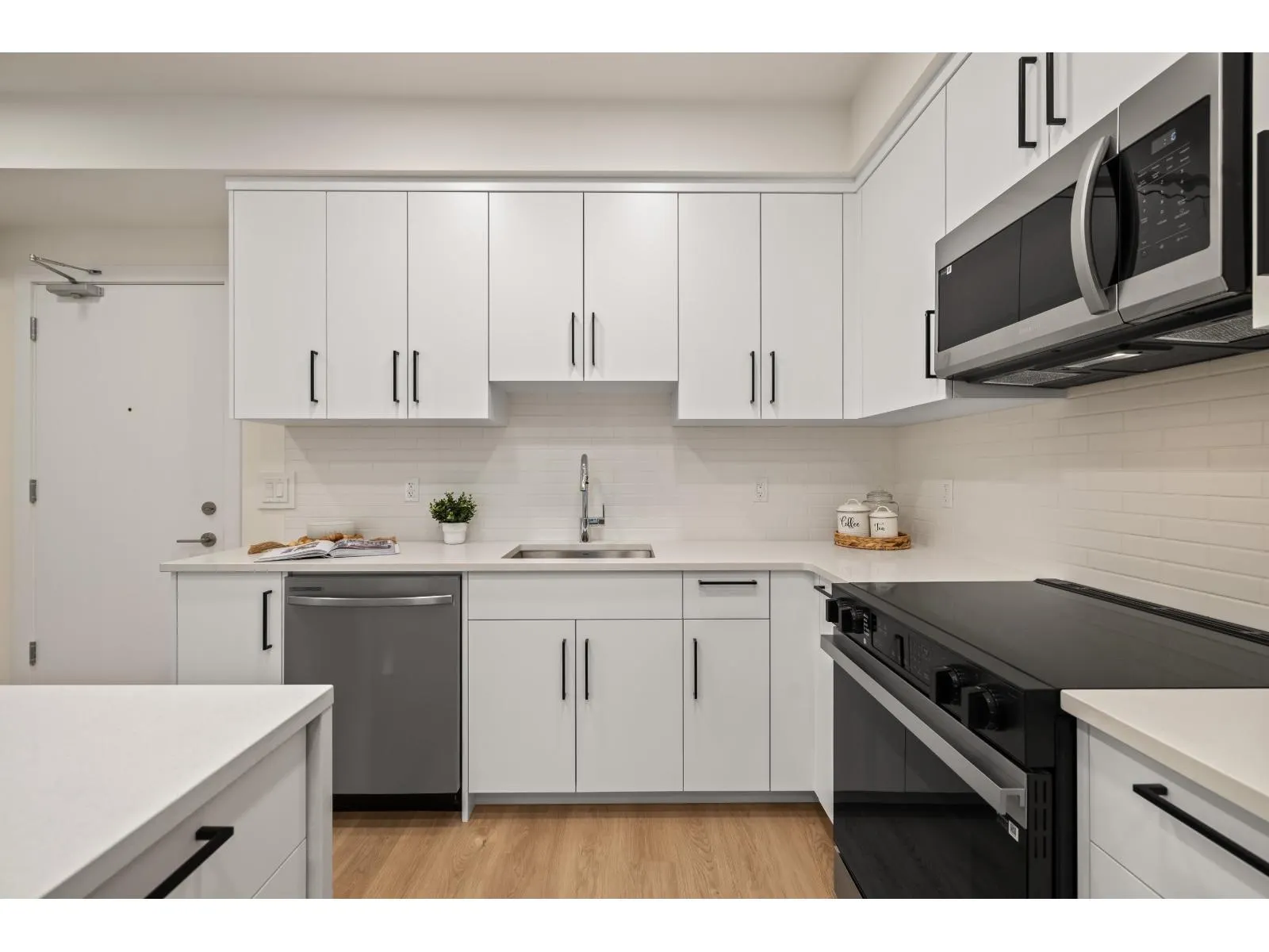 308 33816 SOUTH FRASER WAY