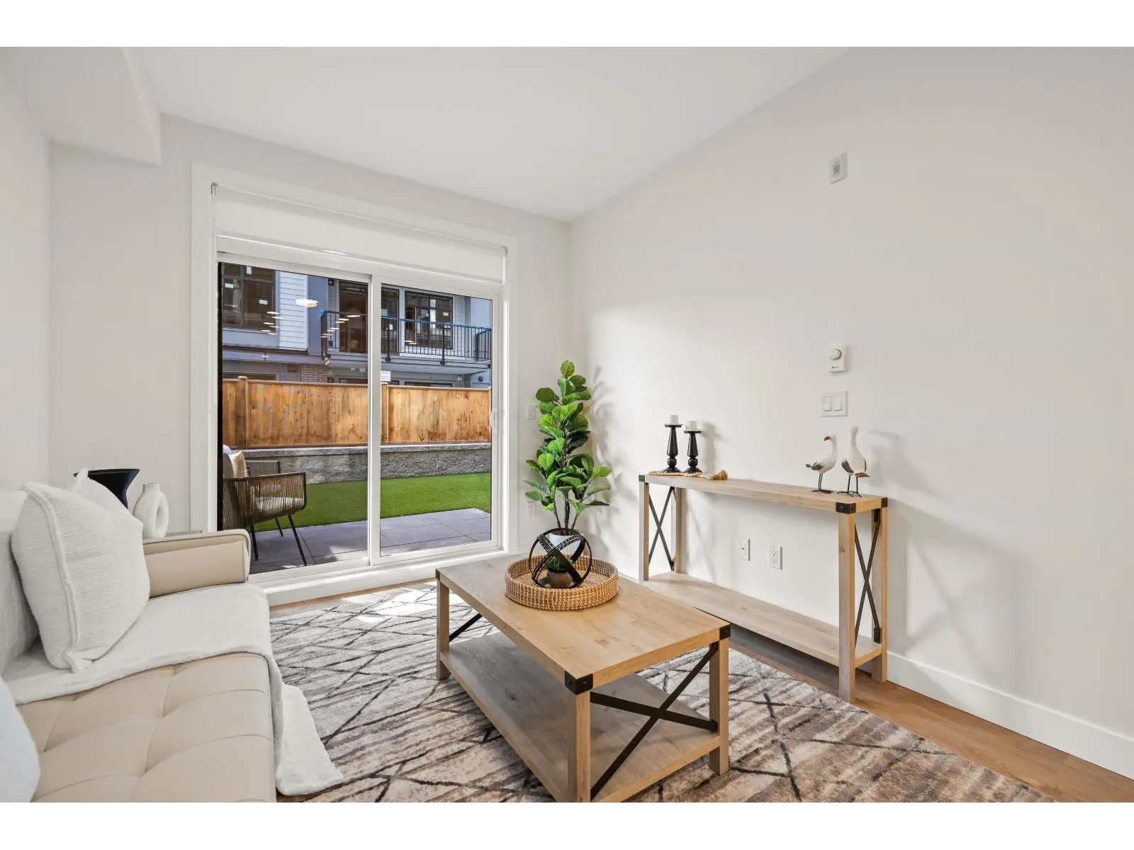 308 33816 SOUTH FRASER WAY