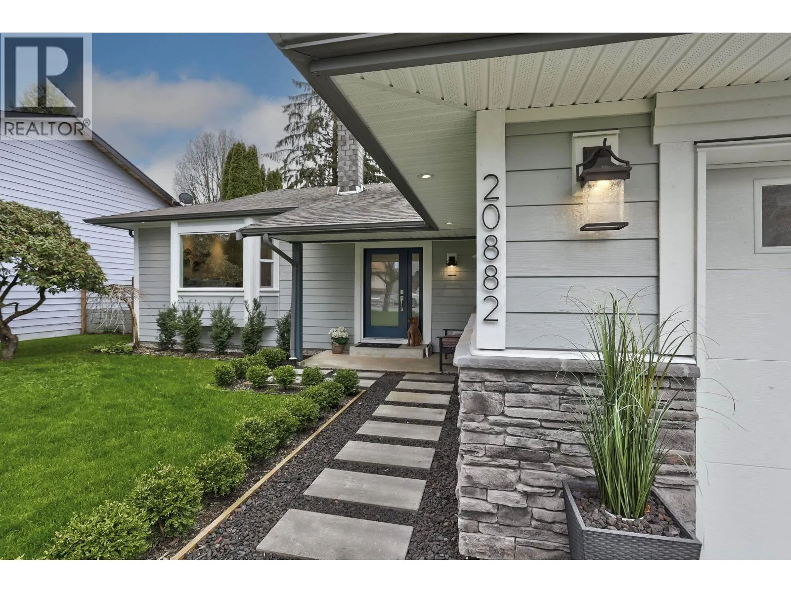20882 ALPINE CRESCENT