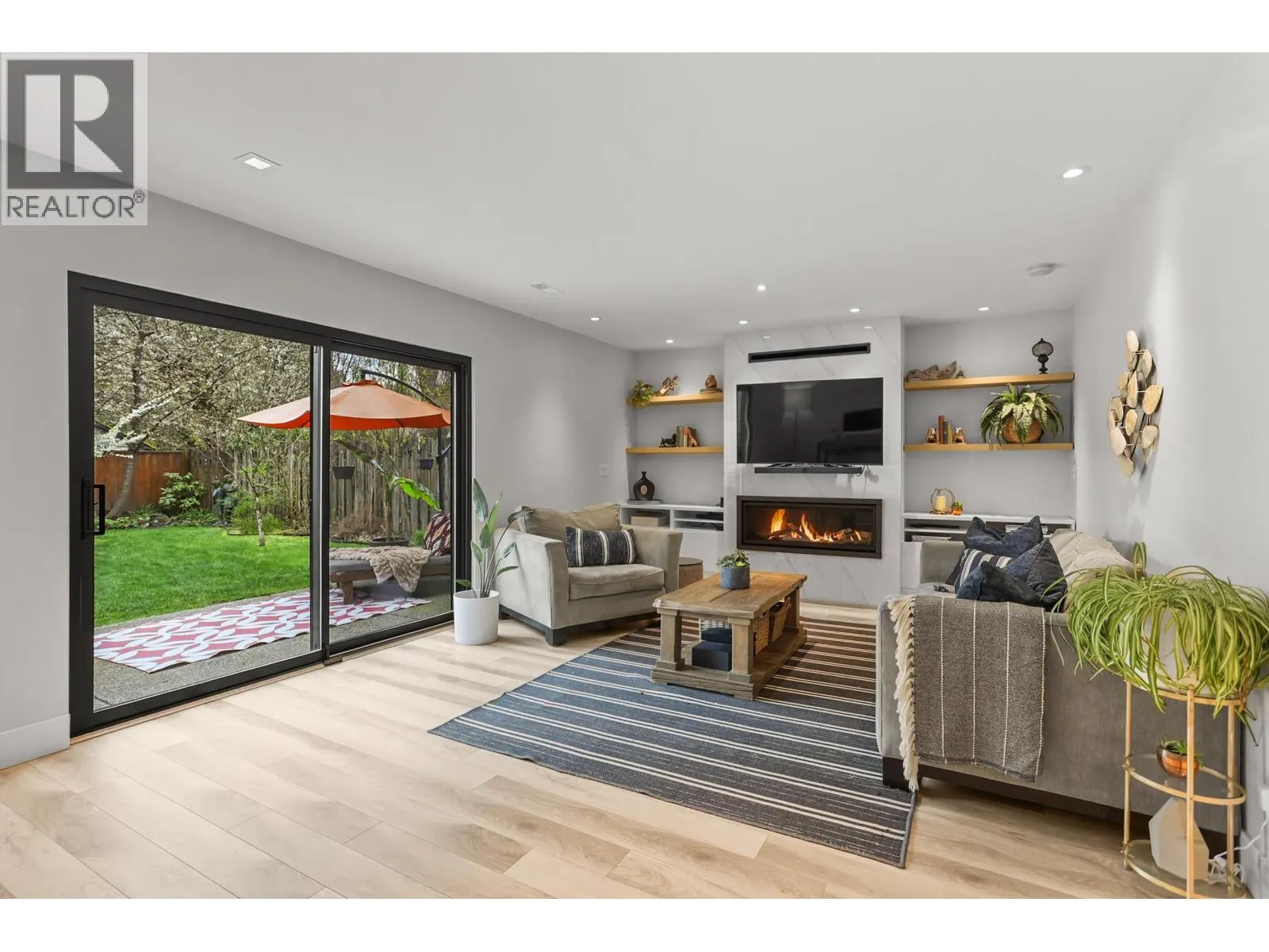 20882 ALPINE CRESCENT