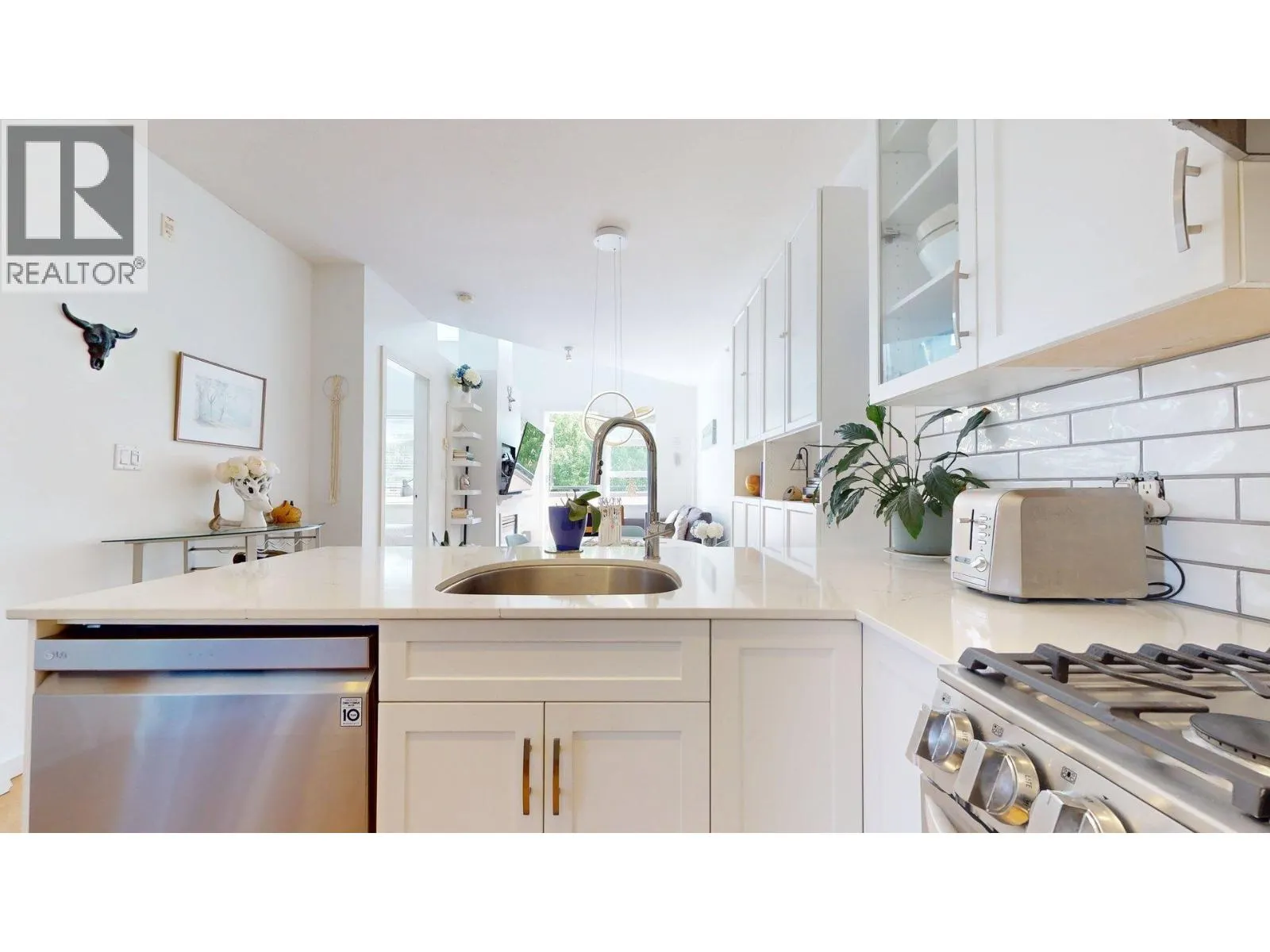 324 41105 TANTALUS ROAD