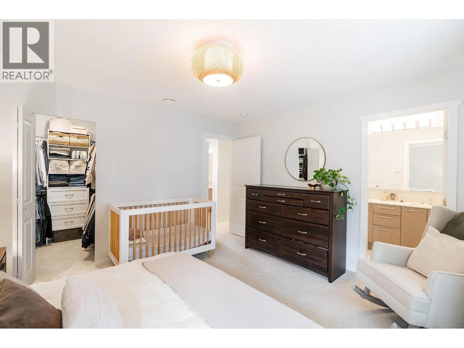 91 3500 BURKE VILLAGE PROMENADE