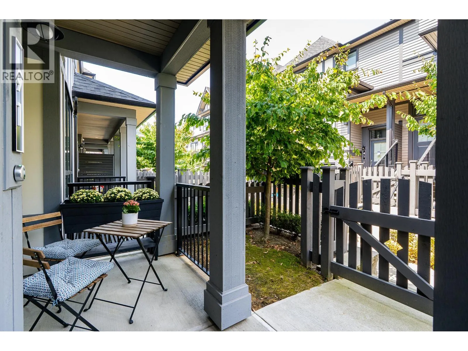 91 3500 BURKE VILLAGE PROMENADE