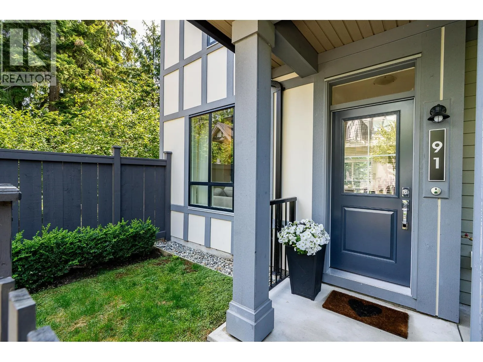 91 3500 BURKE VILLAGE PROMENADE