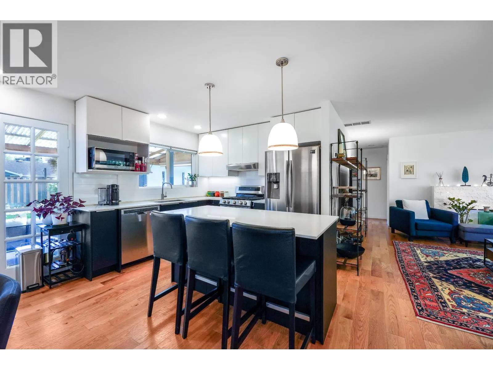 1287 W 15TH STREET