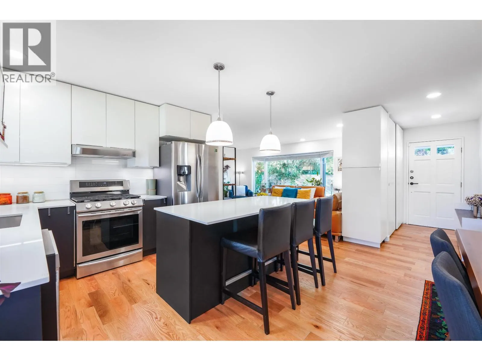 1287 W 15TH STREET