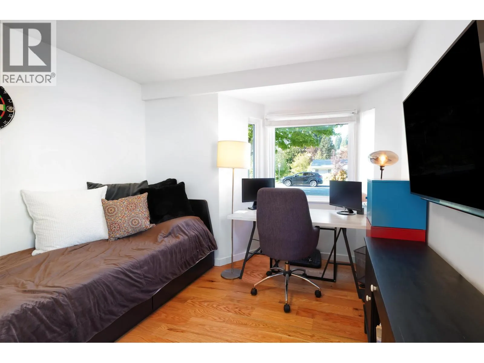1287 W 15TH STREET