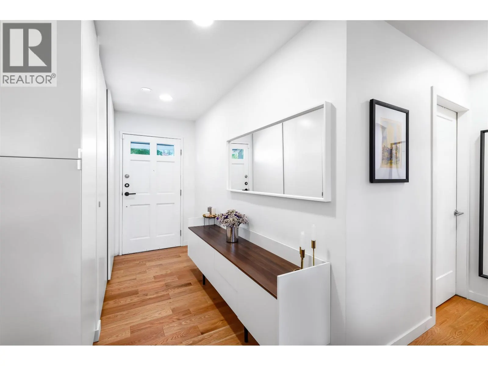 1287 W 15TH STREET