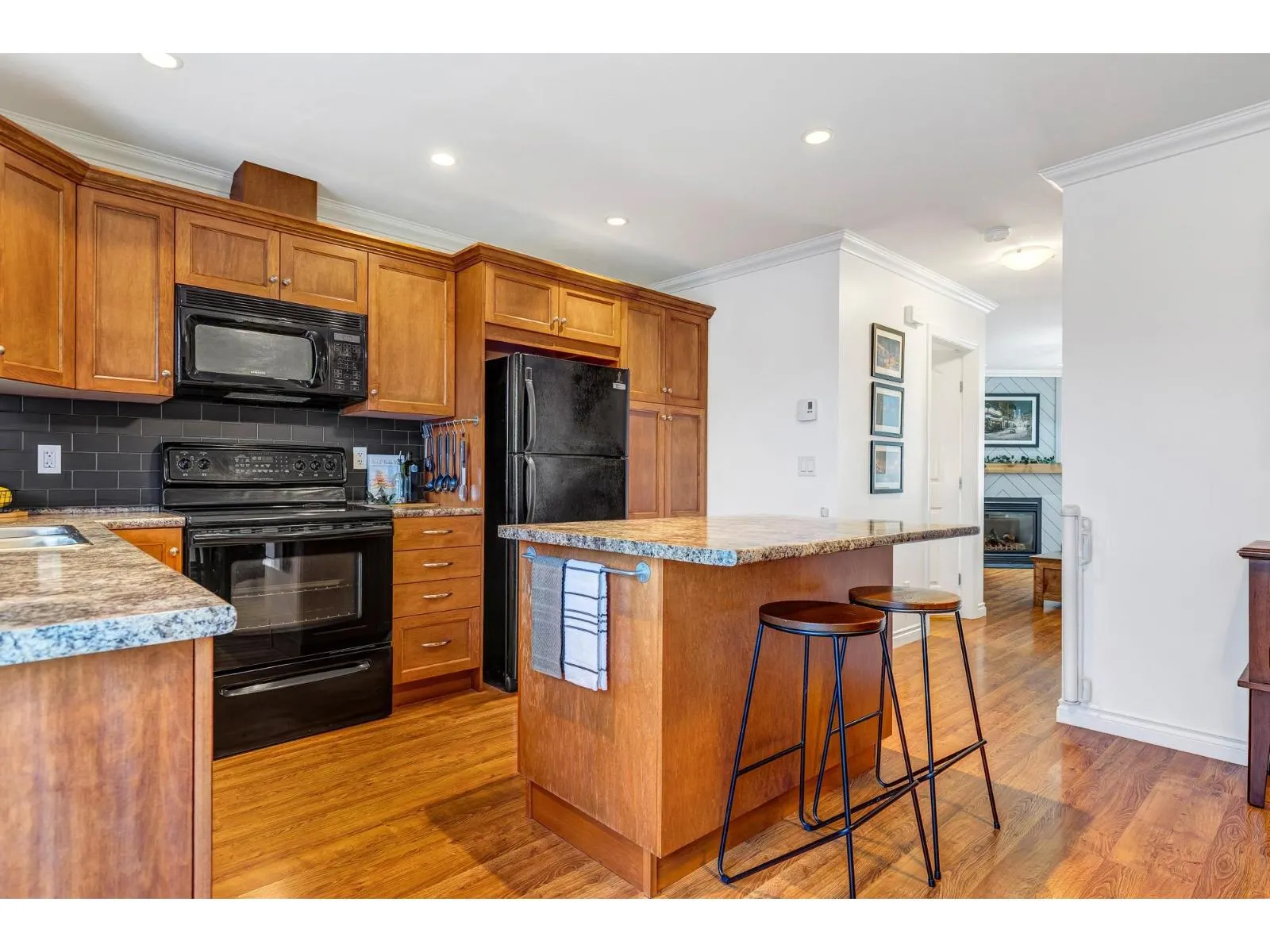 9 9447 COLLEGE STREET|Chilliwack Proper West