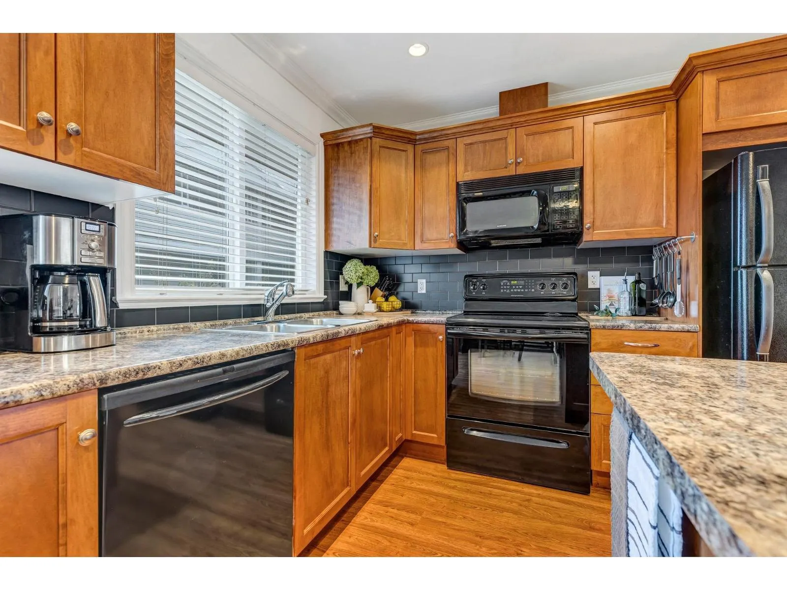9 9447 COLLEGE STREET|Chilliwack Proper West