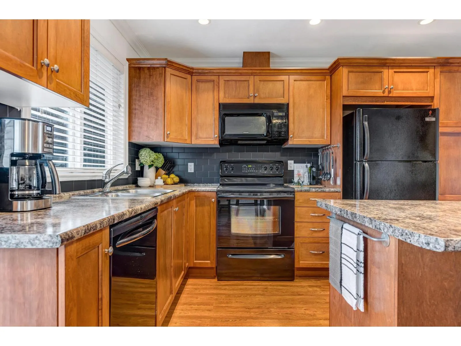 9 9447 COLLEGE STREET|Chilliwack Proper West