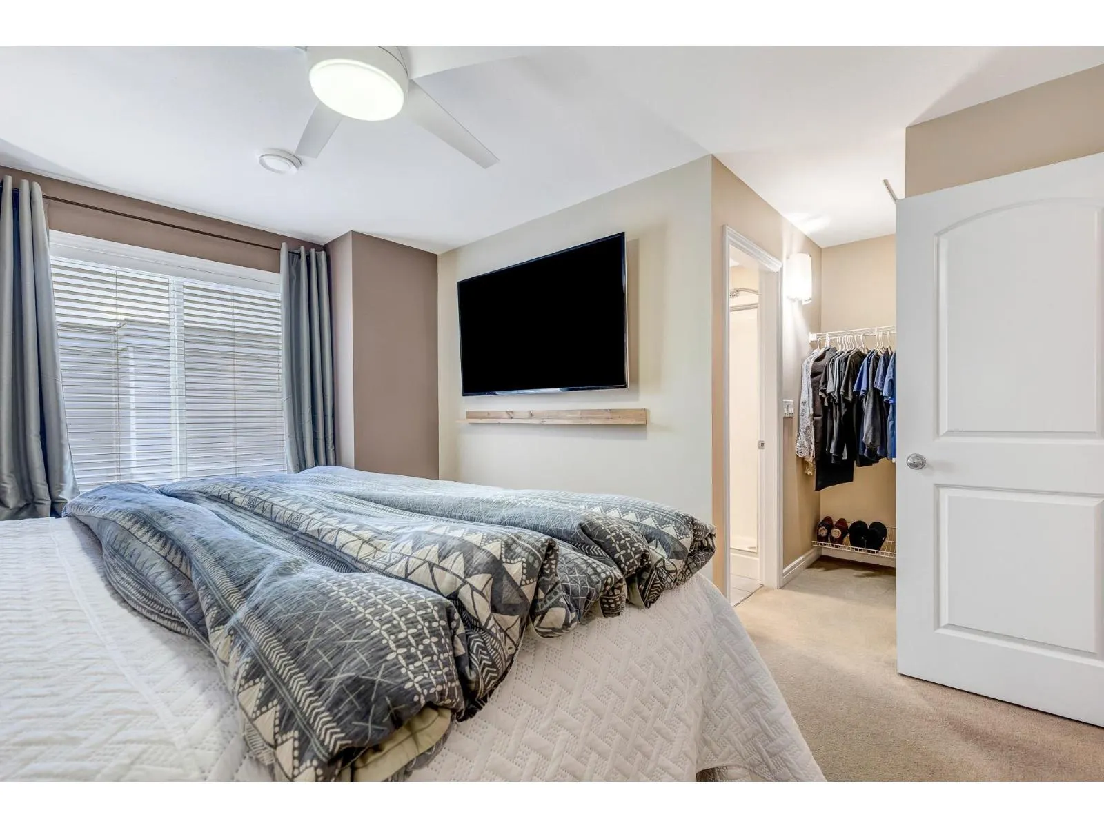9 9447 COLLEGE STREET|Chilliwack Proper West