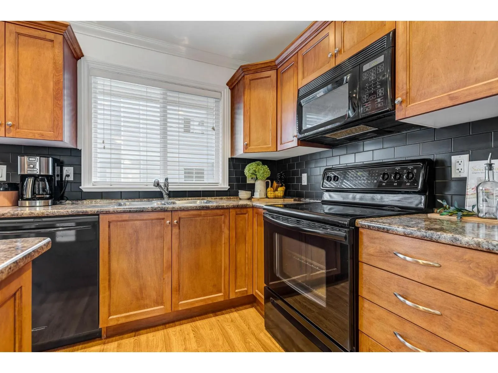 9 9447 COLLEGE STREET|Chilliwack Proper West