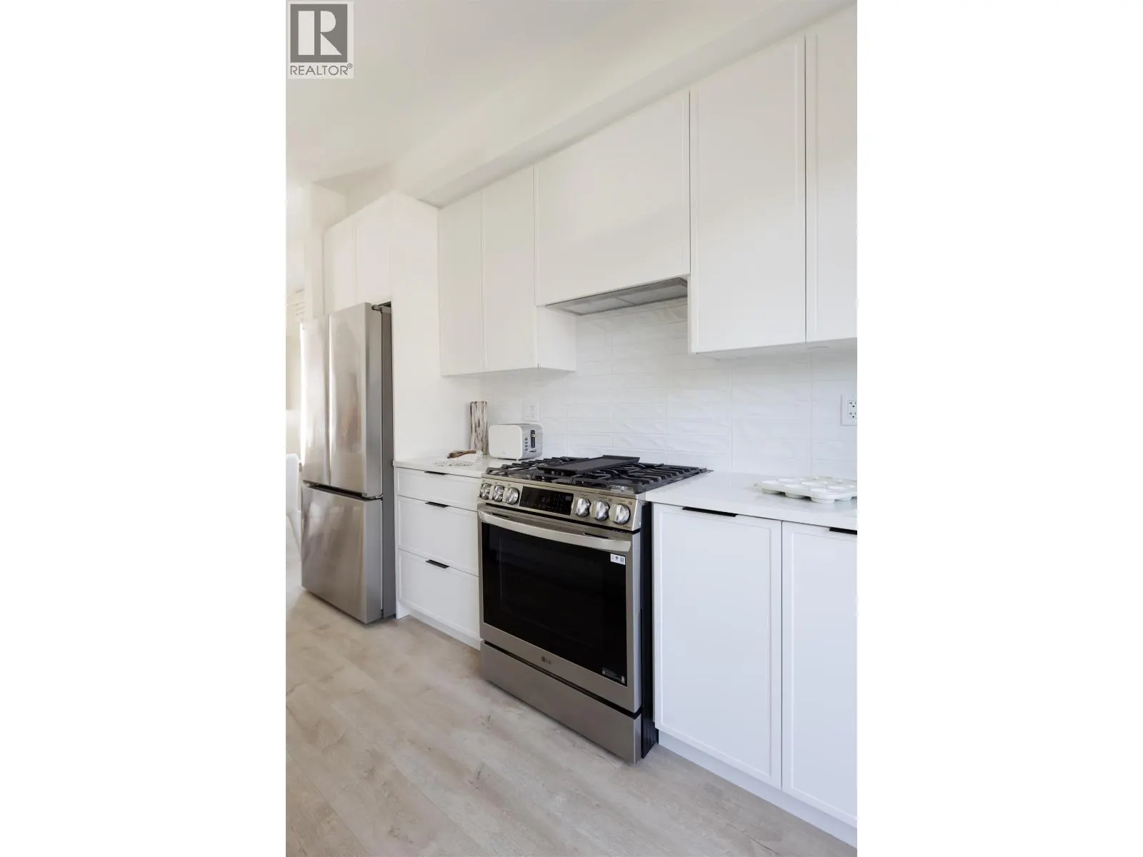 8 24951 112 AVENUE