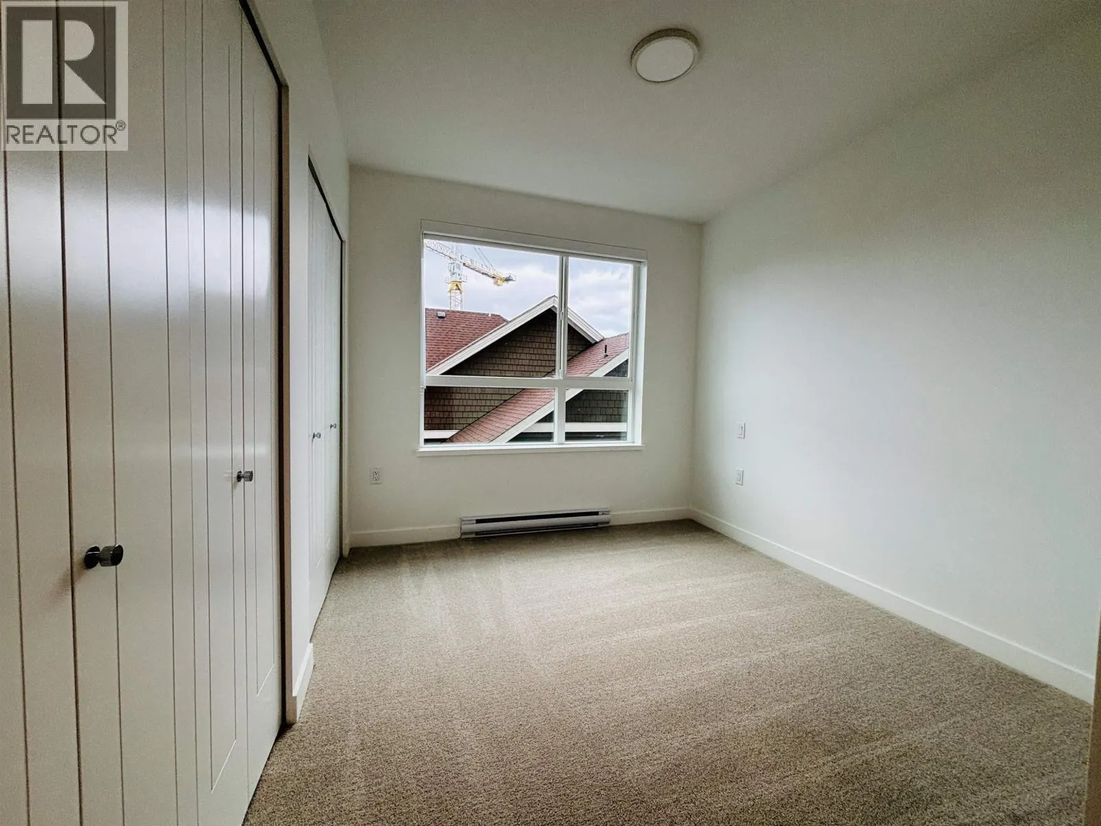 201 723 GROVER AVENUE