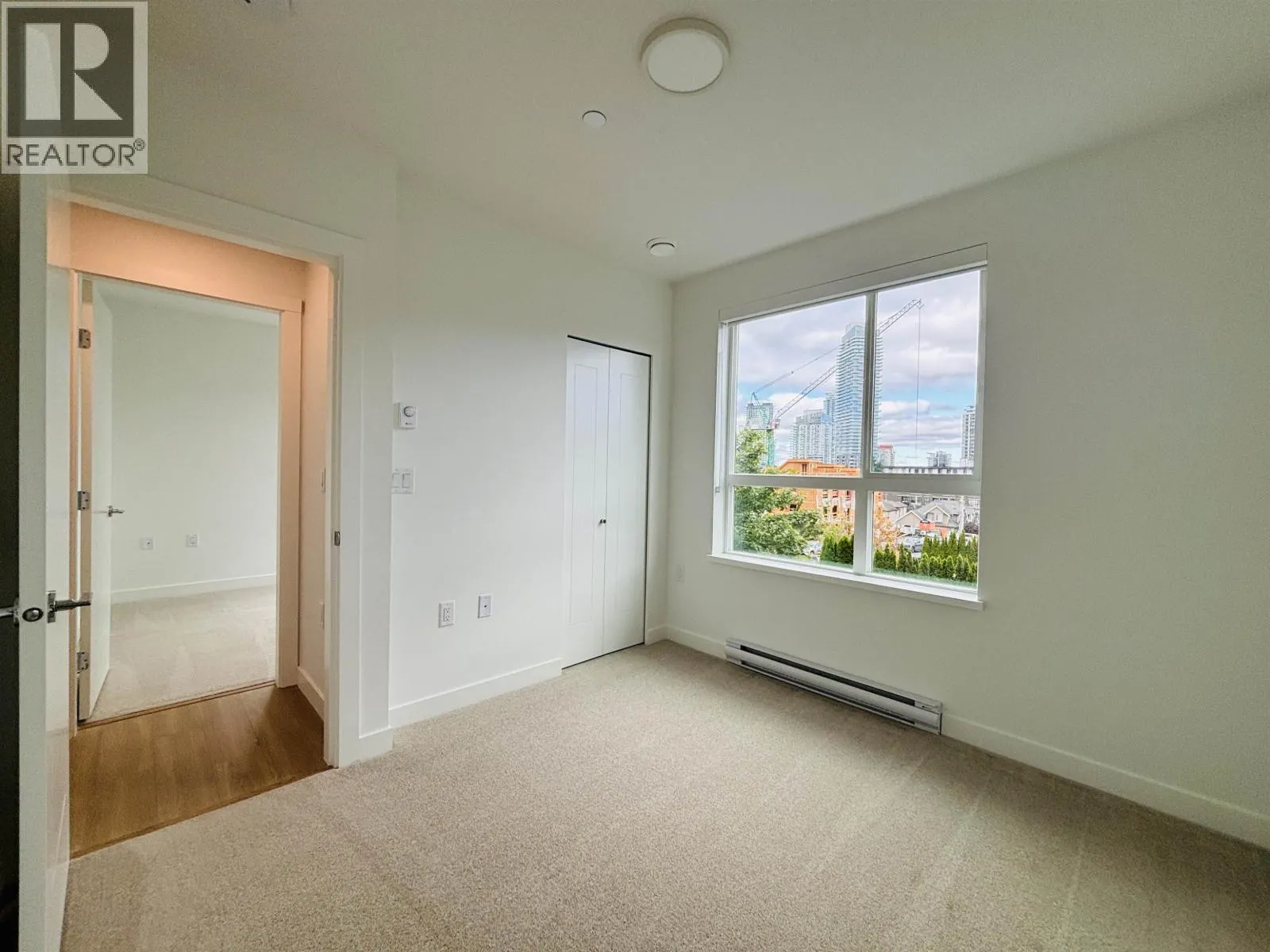 201 723 GROVER AVENUE