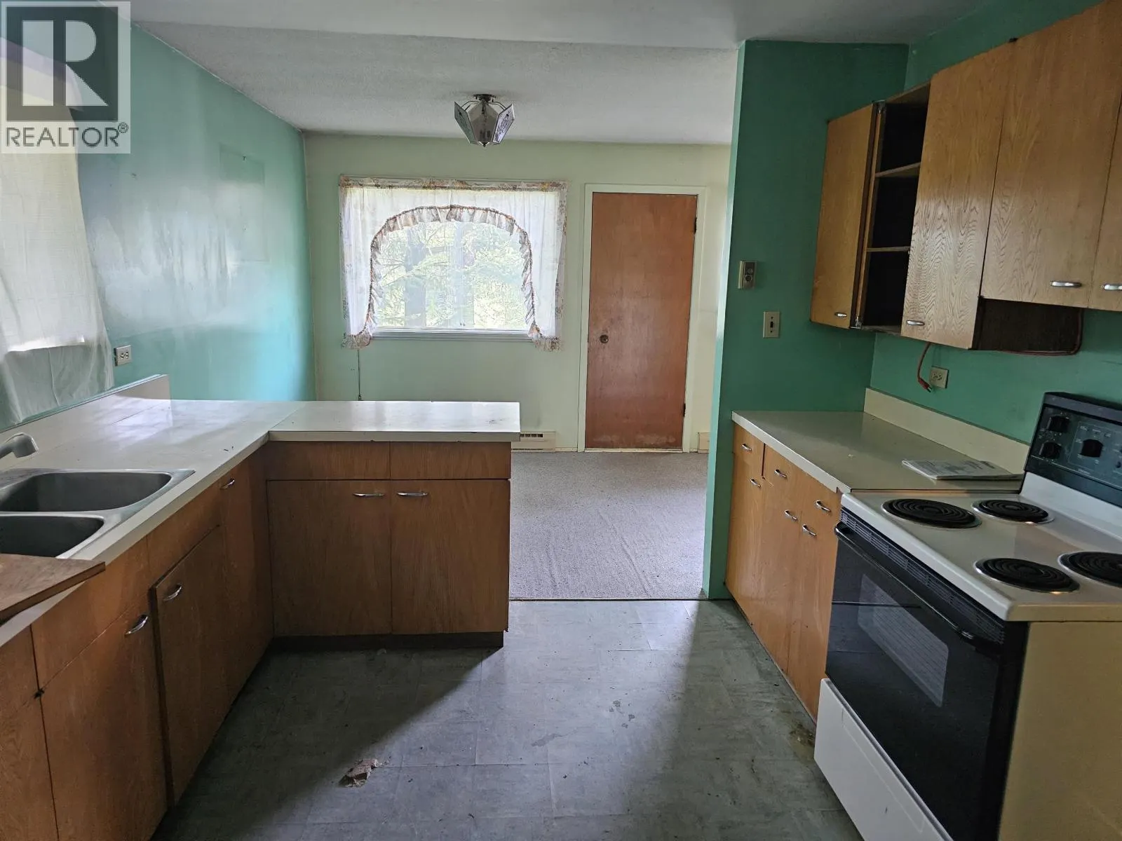 2524 BEDARD ROAD