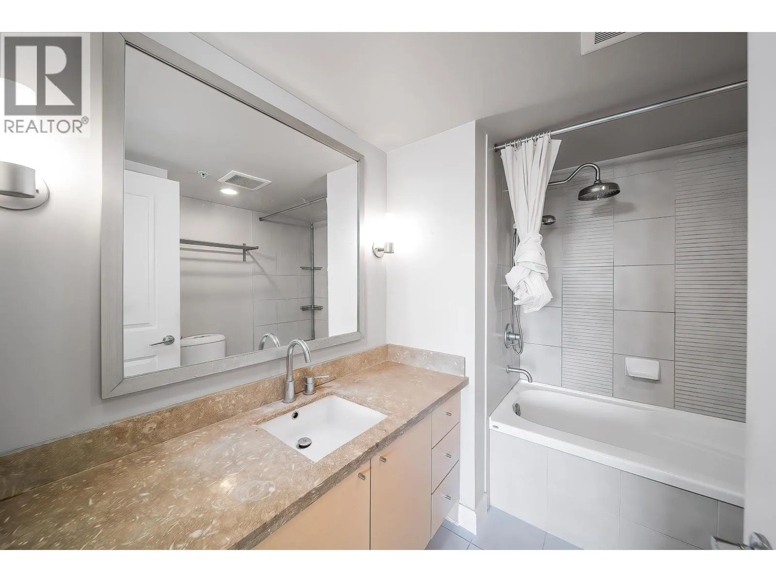 1102 9188 COOK ROAD