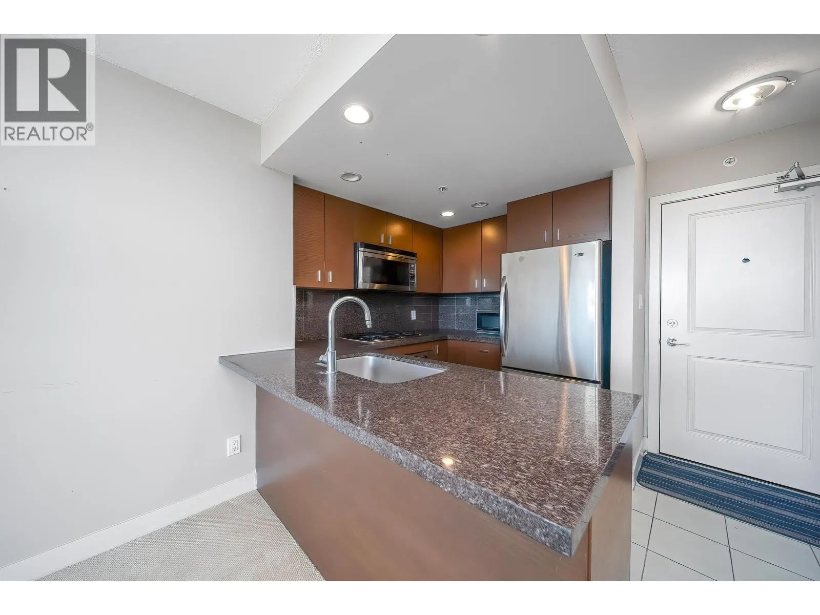 1102 9188 COOK ROAD