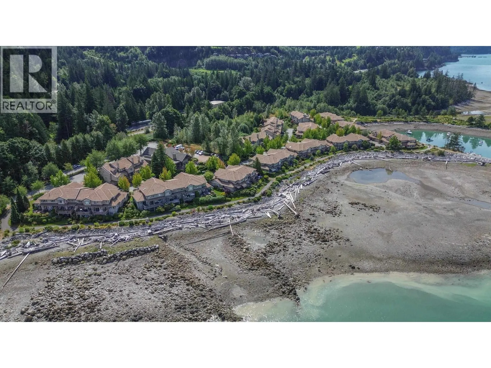 7 BEACH DRIVE